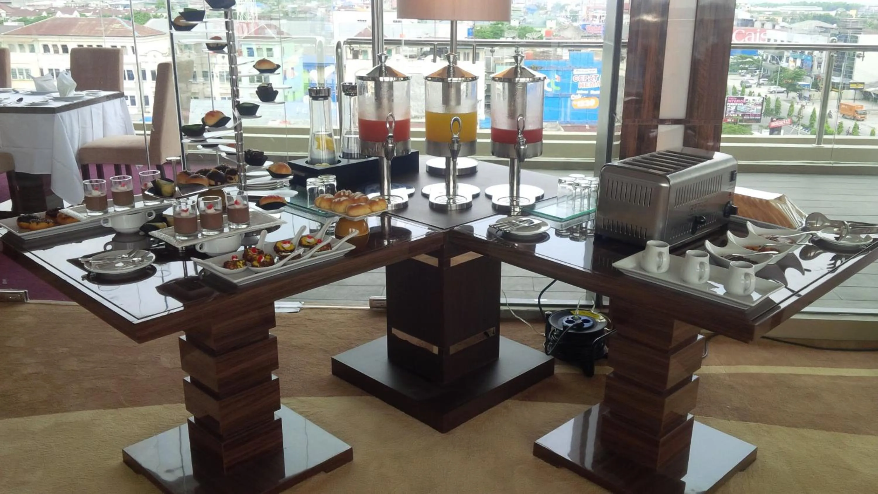 Food and drinks in Royal Asnof Hotel Pekanbaru