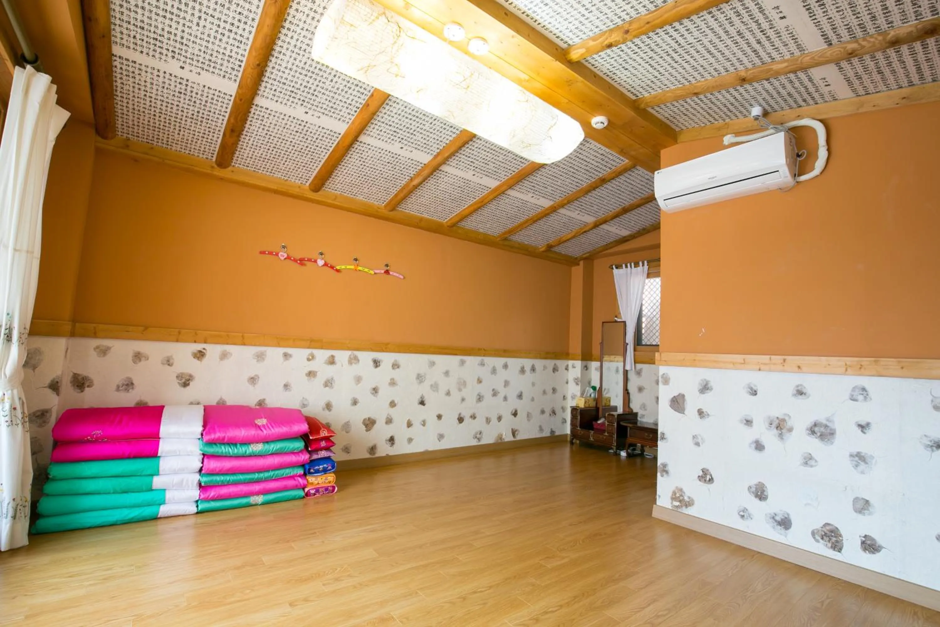 Bedroom in Ddlanche Guesthouse New Building