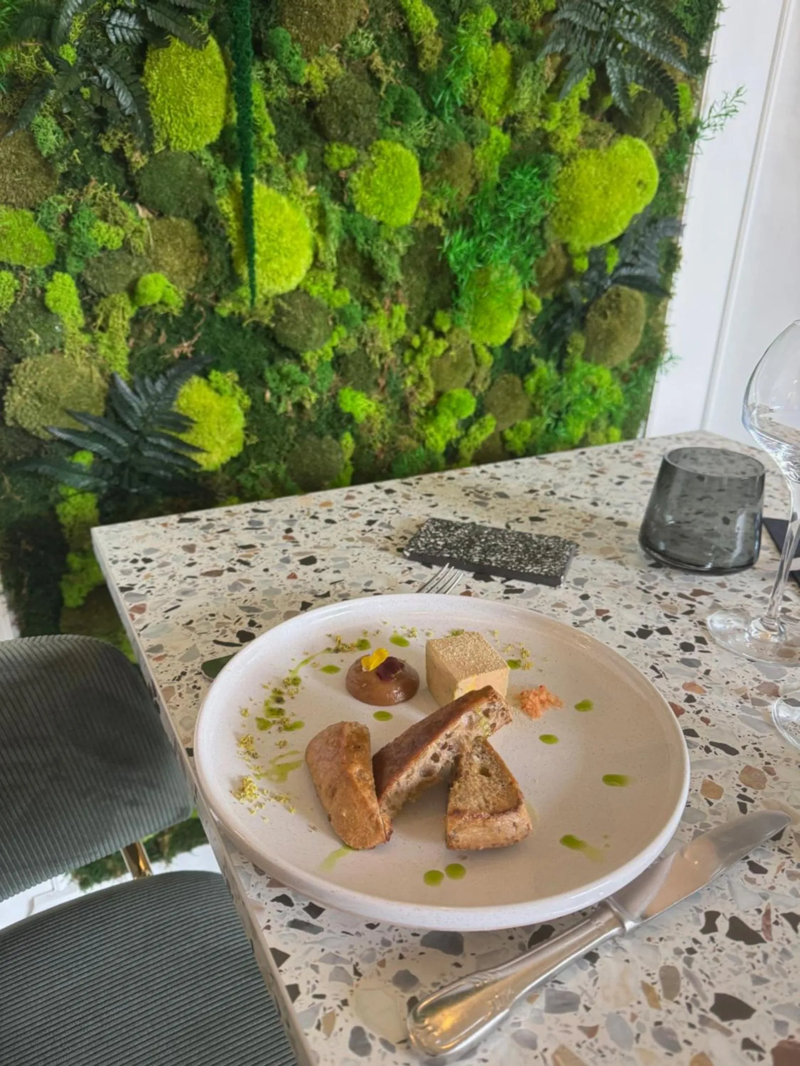 Le Clos Du Pontic Logis et Cit'Hotel