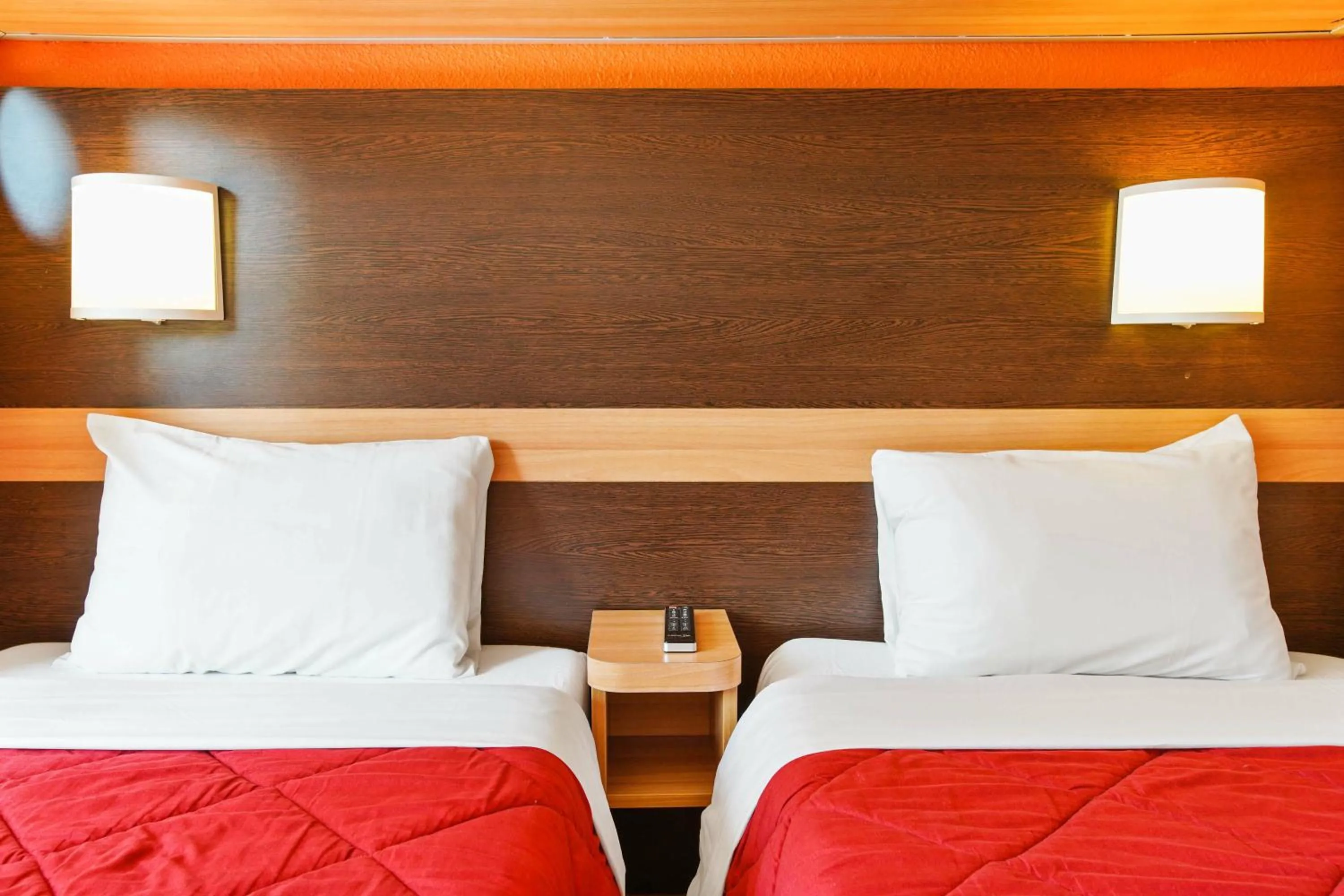 Bed in Première Classe Villejust