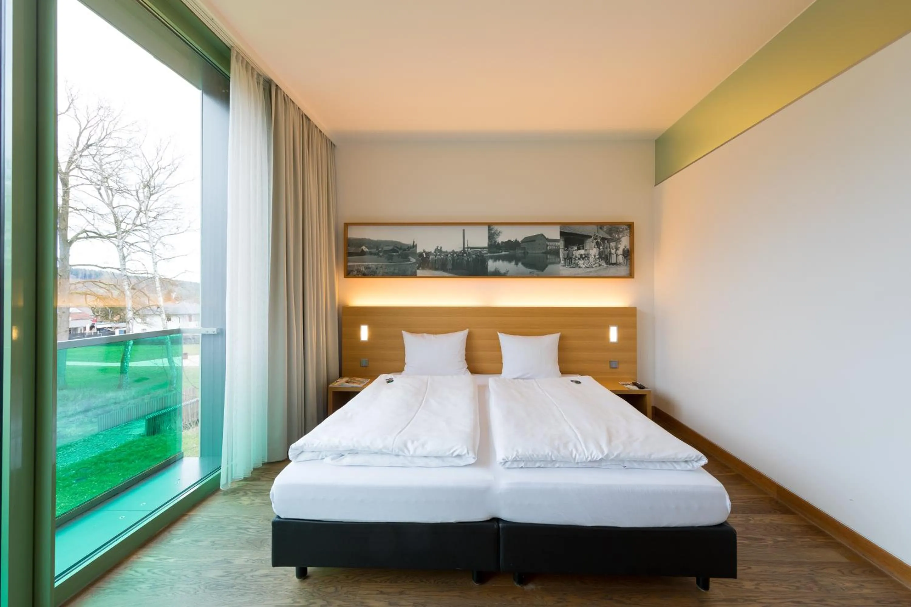 Bed in Schlossparkhotel Mariakirchen