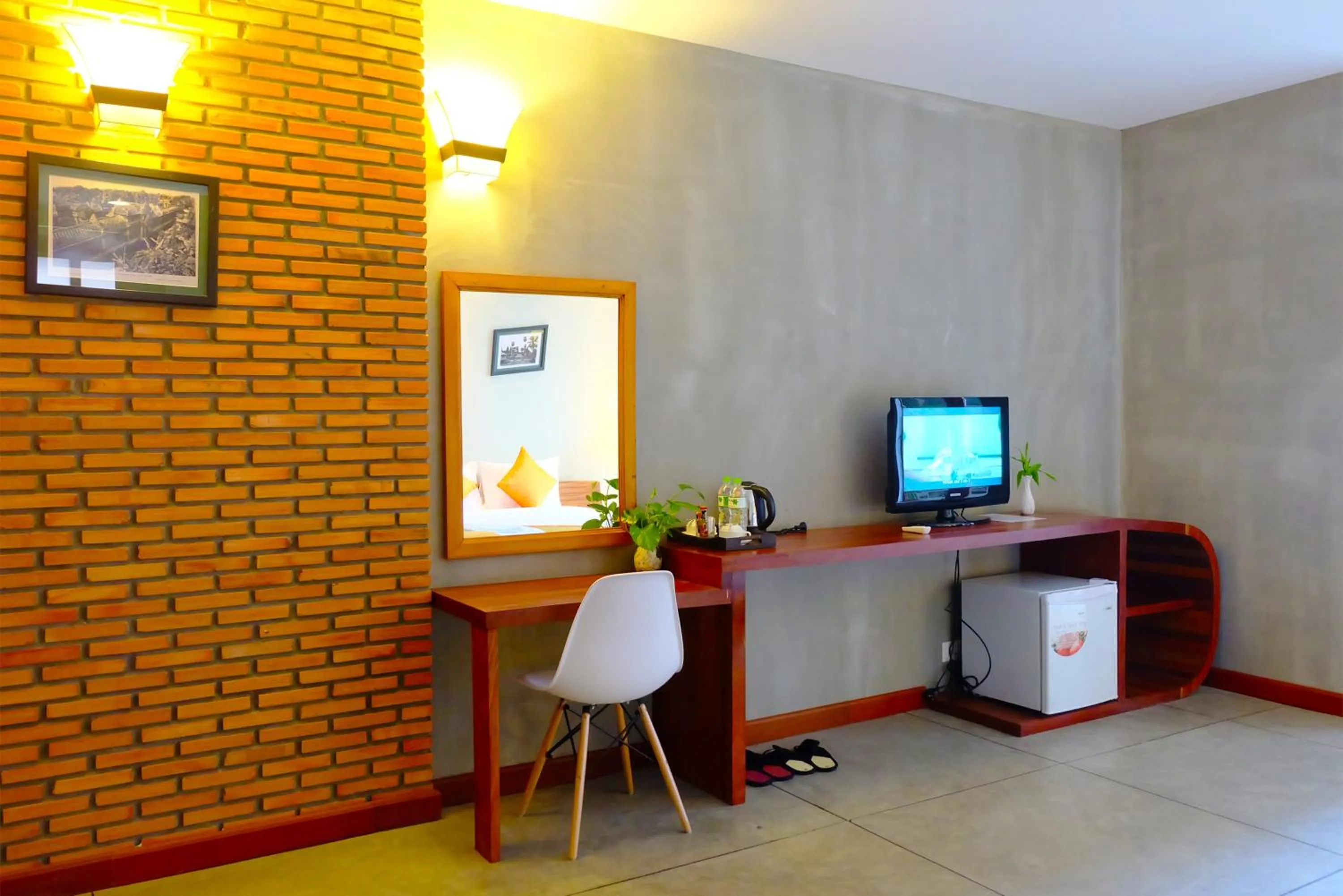 TV and multimedia in Saravoan Royal Palace