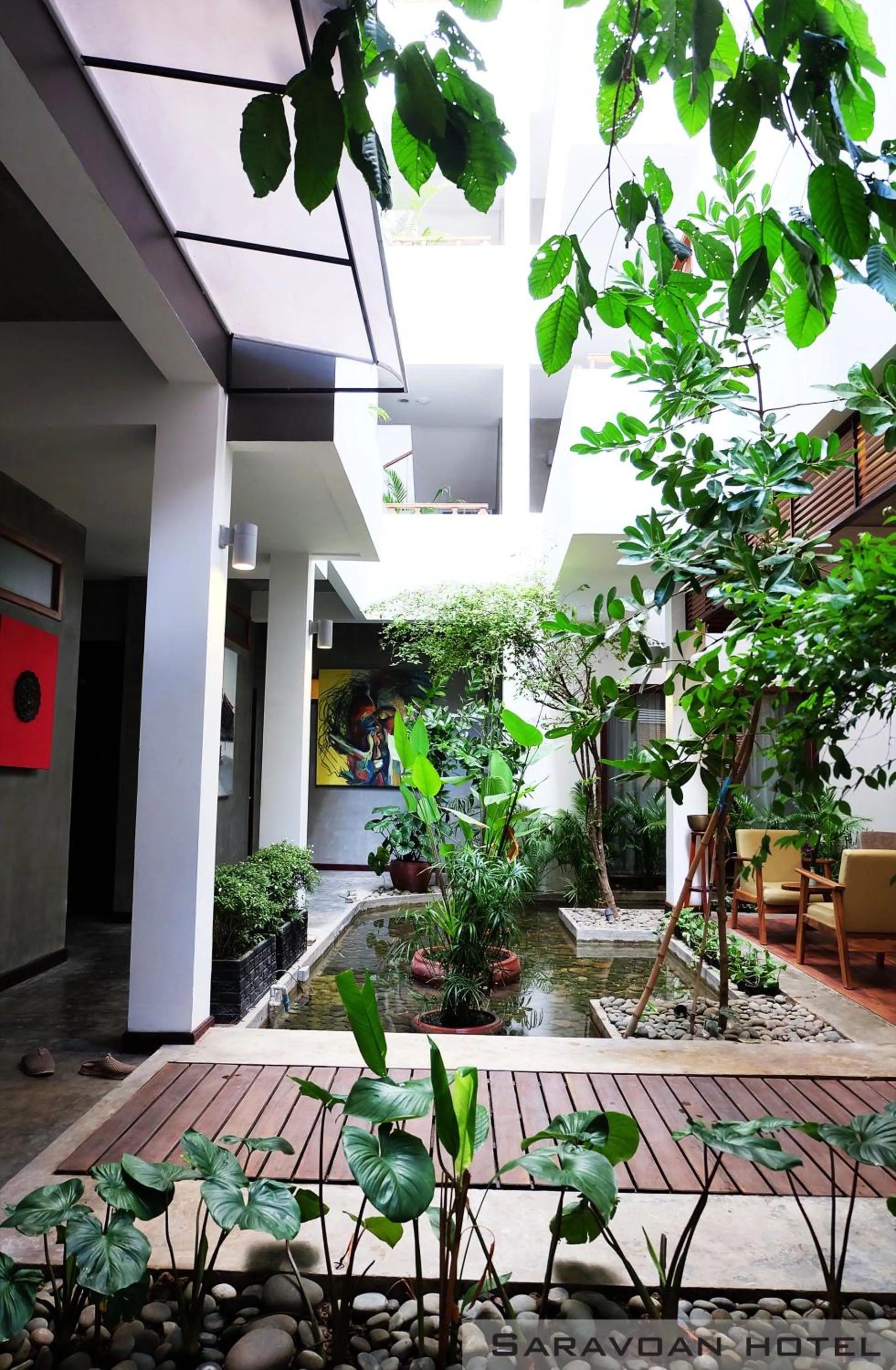 Garden in Saravoan Royal Palace