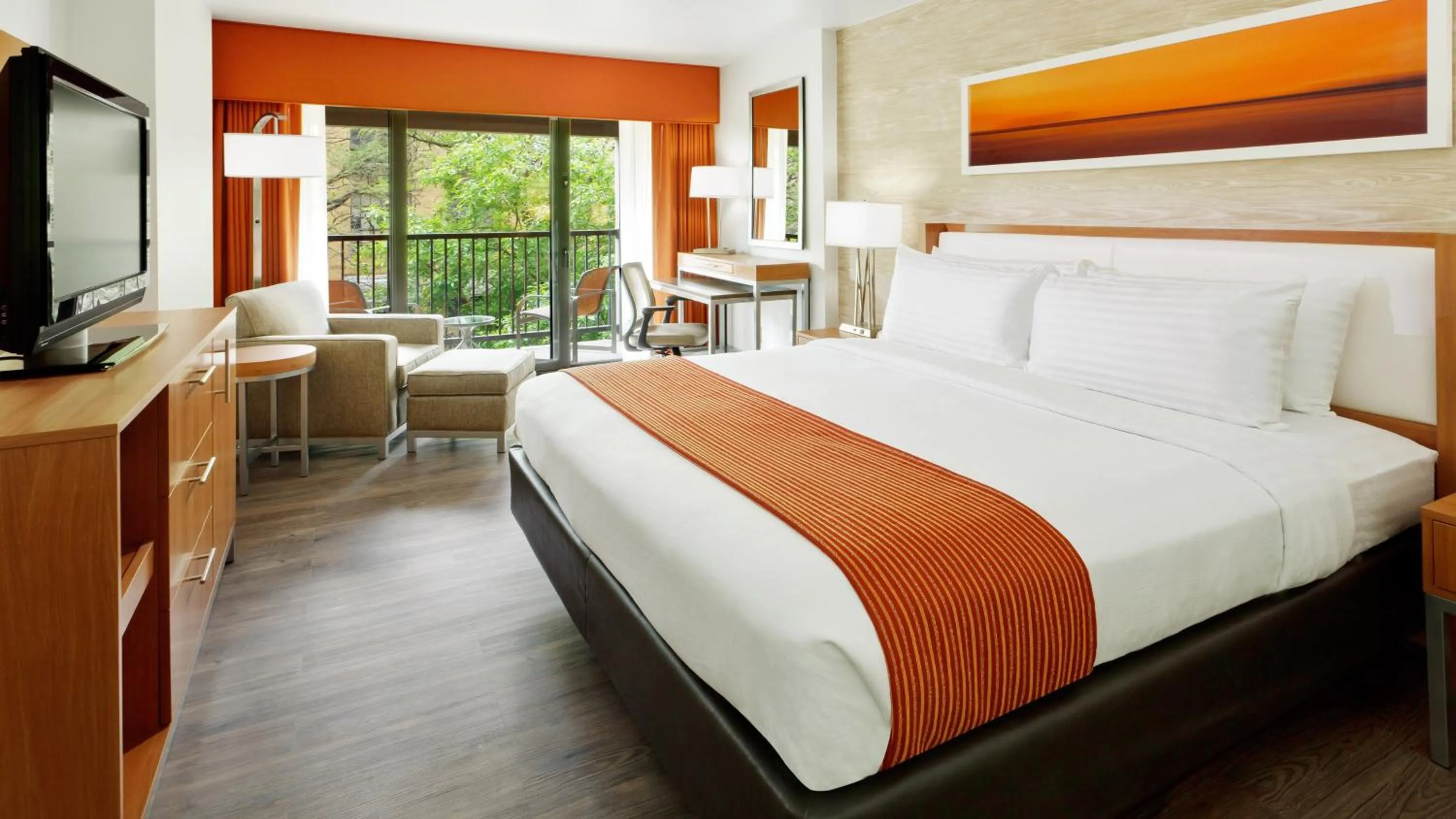 Photo of the whole room, Bed in Holiday Inn San Antonio-Riverwalk by IHG
