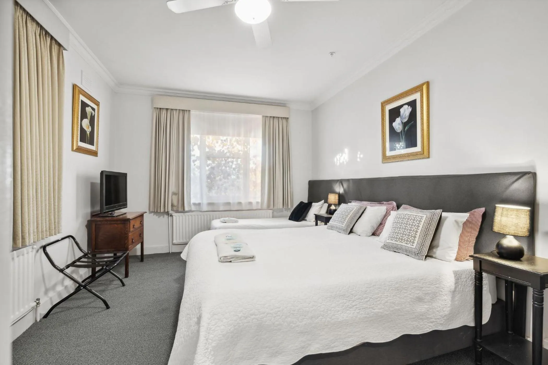 Bed in Lancefield Guest House