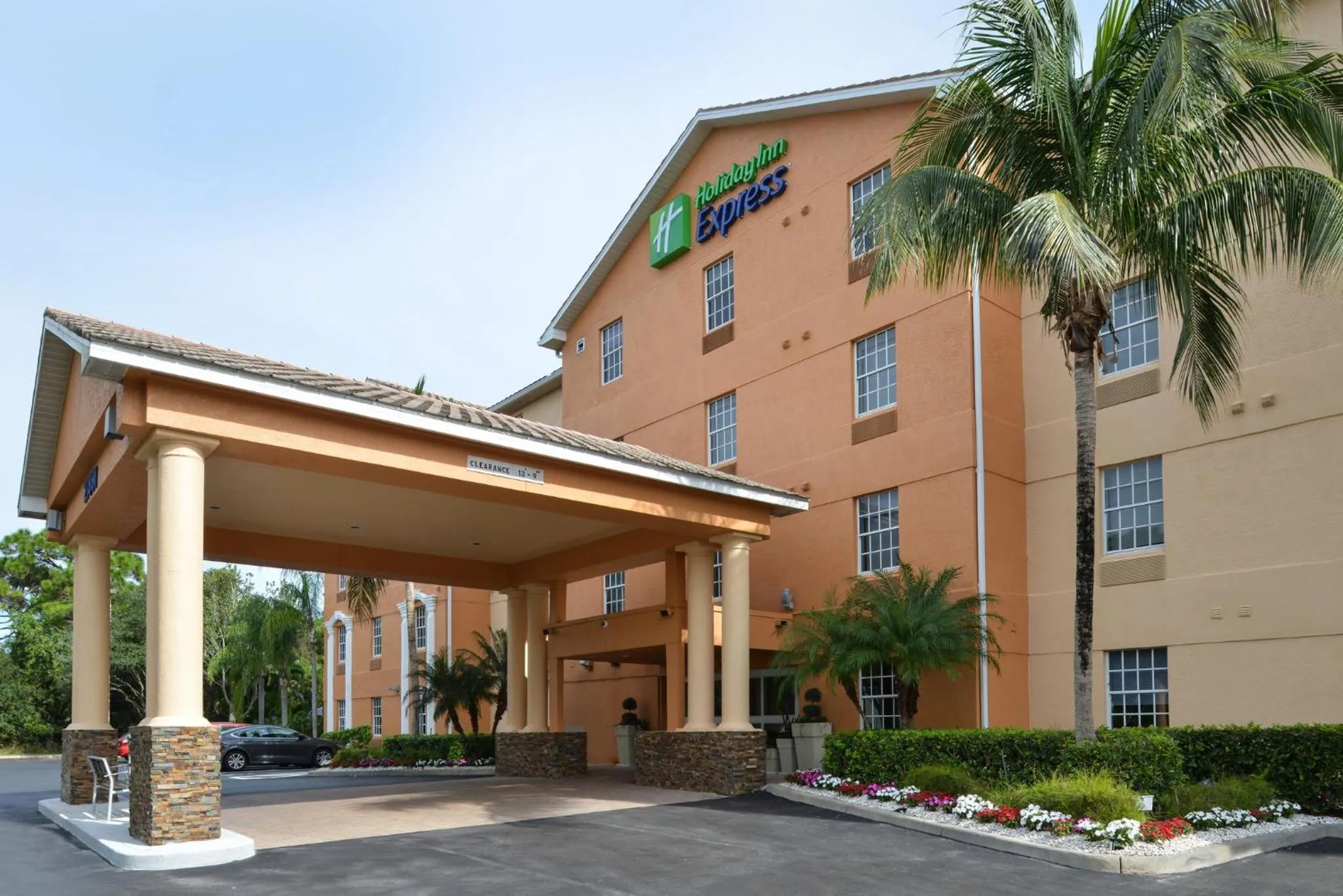 Property building in Holiday Inn Express Hotel & Suites Bonita Springs/Naples by IHG
