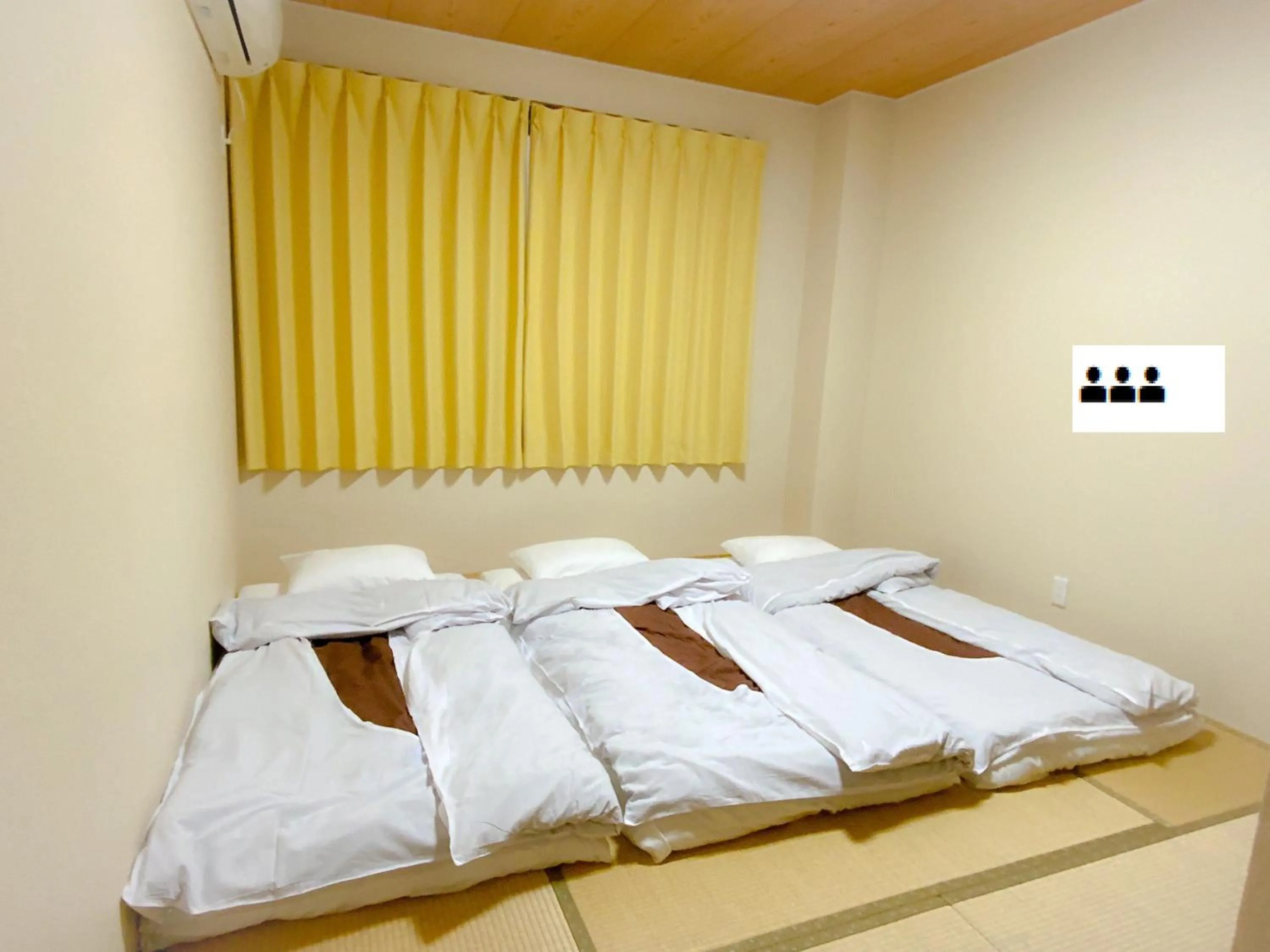 Photo of the whole room, Bed in Guesthouse Kyoto Abiya