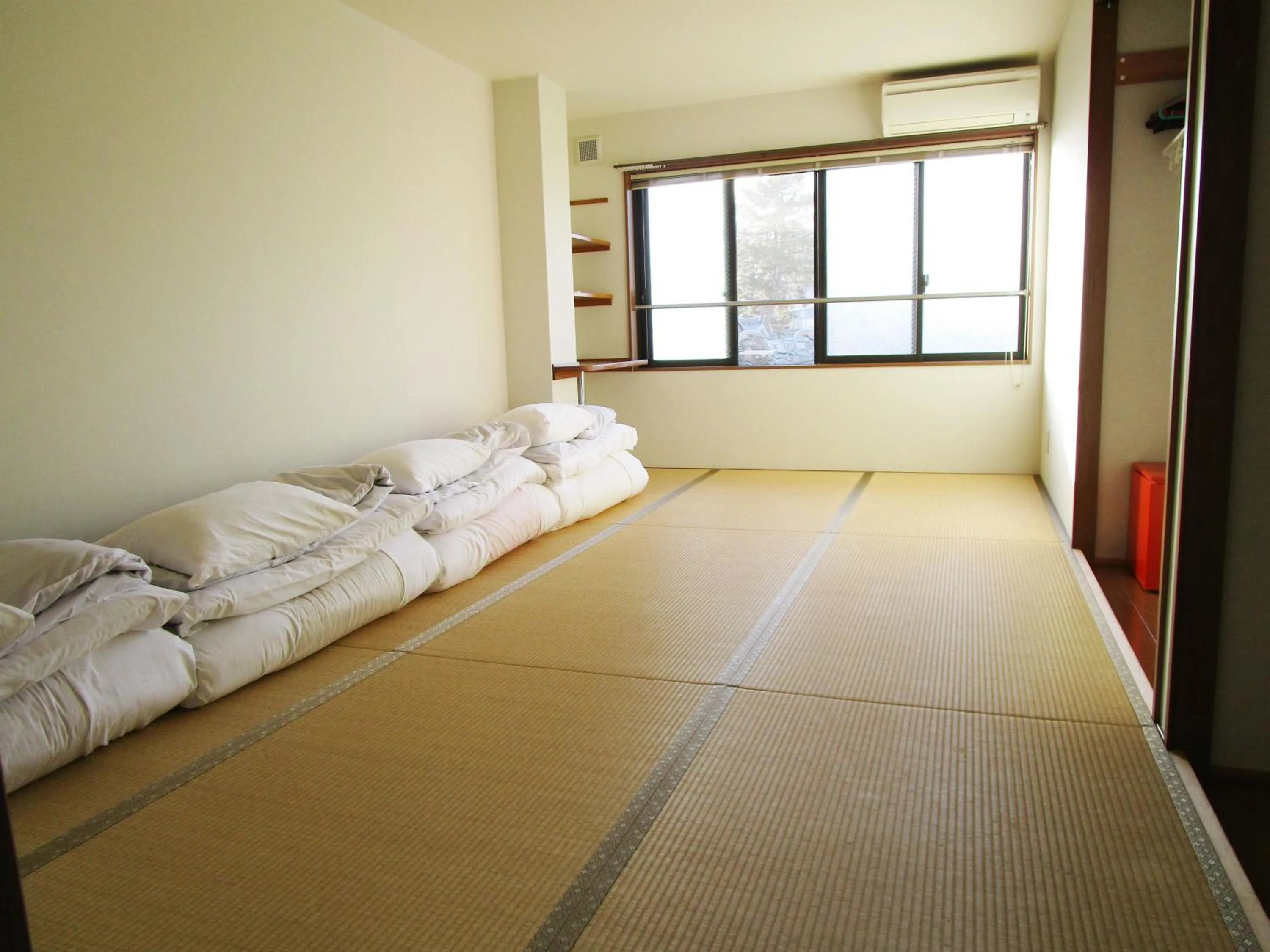 Photo of the whole room, Bed in Guesthouse Kyoto Abiya