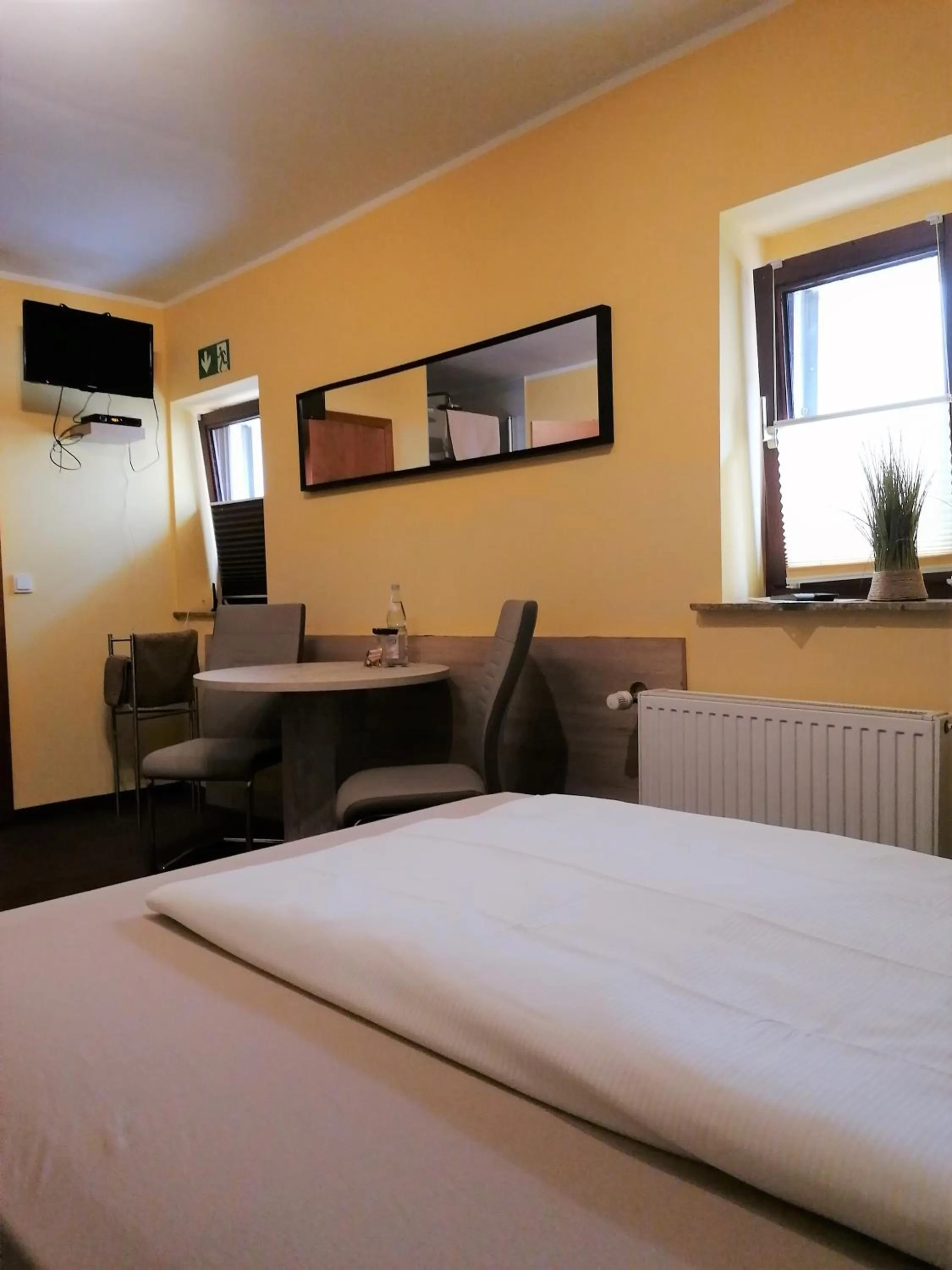 Photo of the whole room in Pension Riverside in Leverkusen Hitdorf am Rhein - Zentral an der A1 und 59