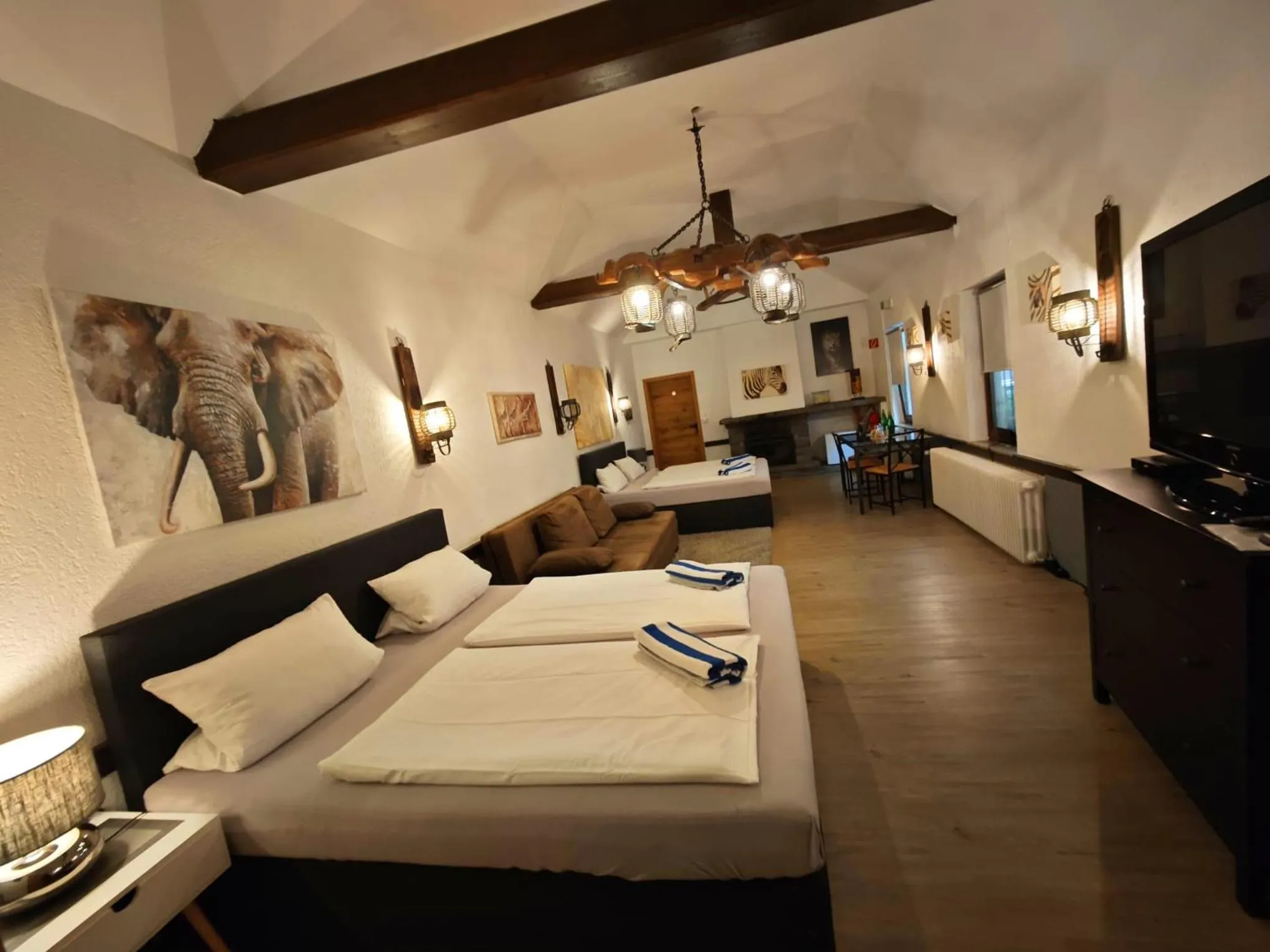 Pension Riverside in Leverkusen Hitdorf am Rhein - Zentral an der A1 und 59