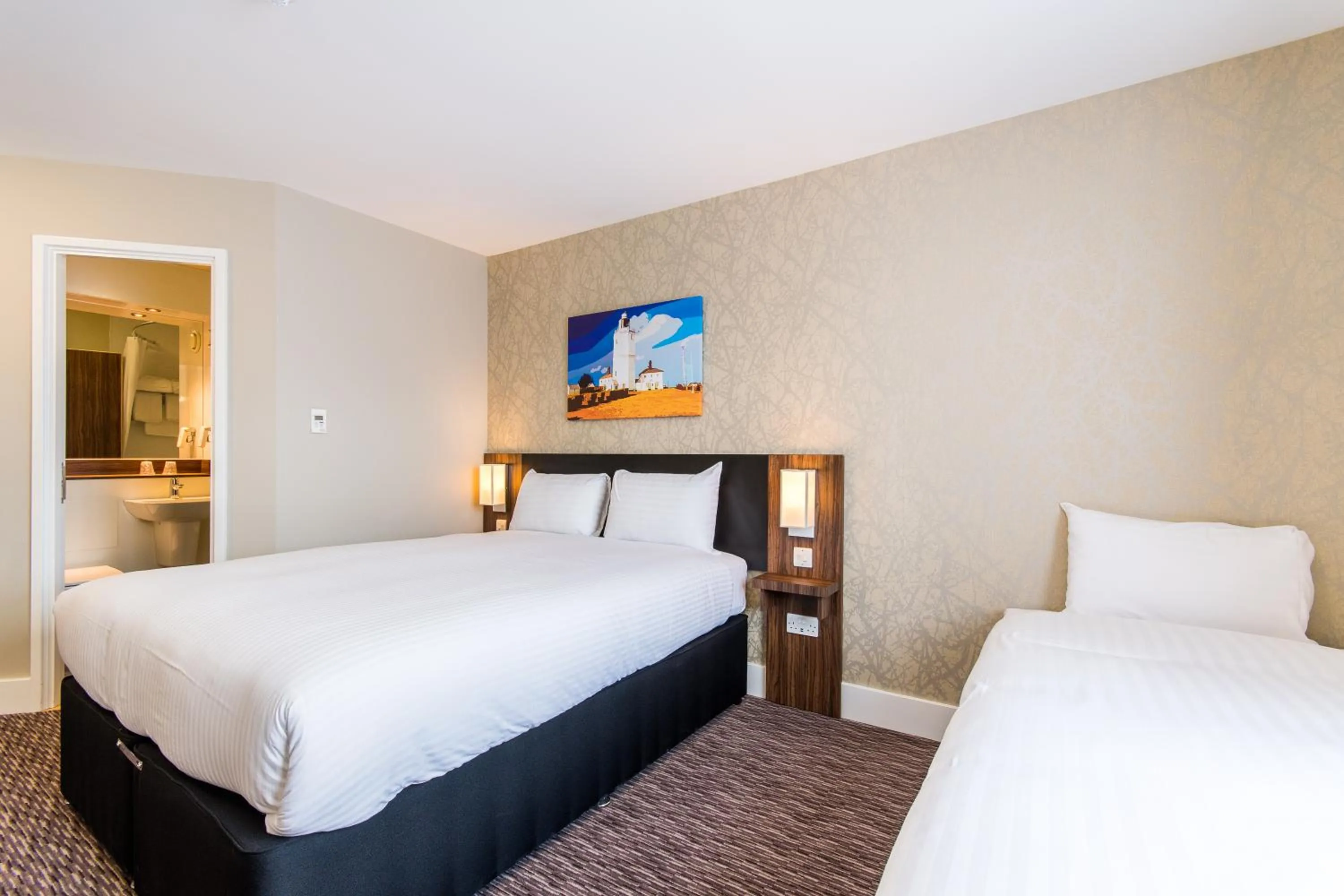 Photo of the whole room, Bed in Canterbury Bell, Margate by Marston's Inns