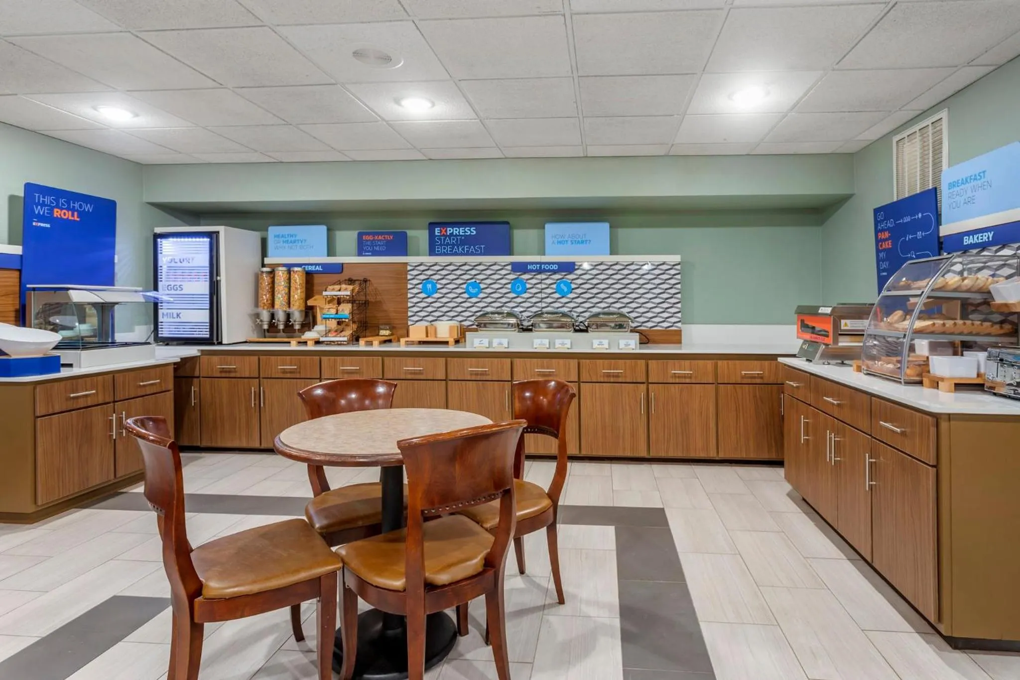 Breakfast in Holiday Inn Express Branson- Green Mountain Drive by IHG