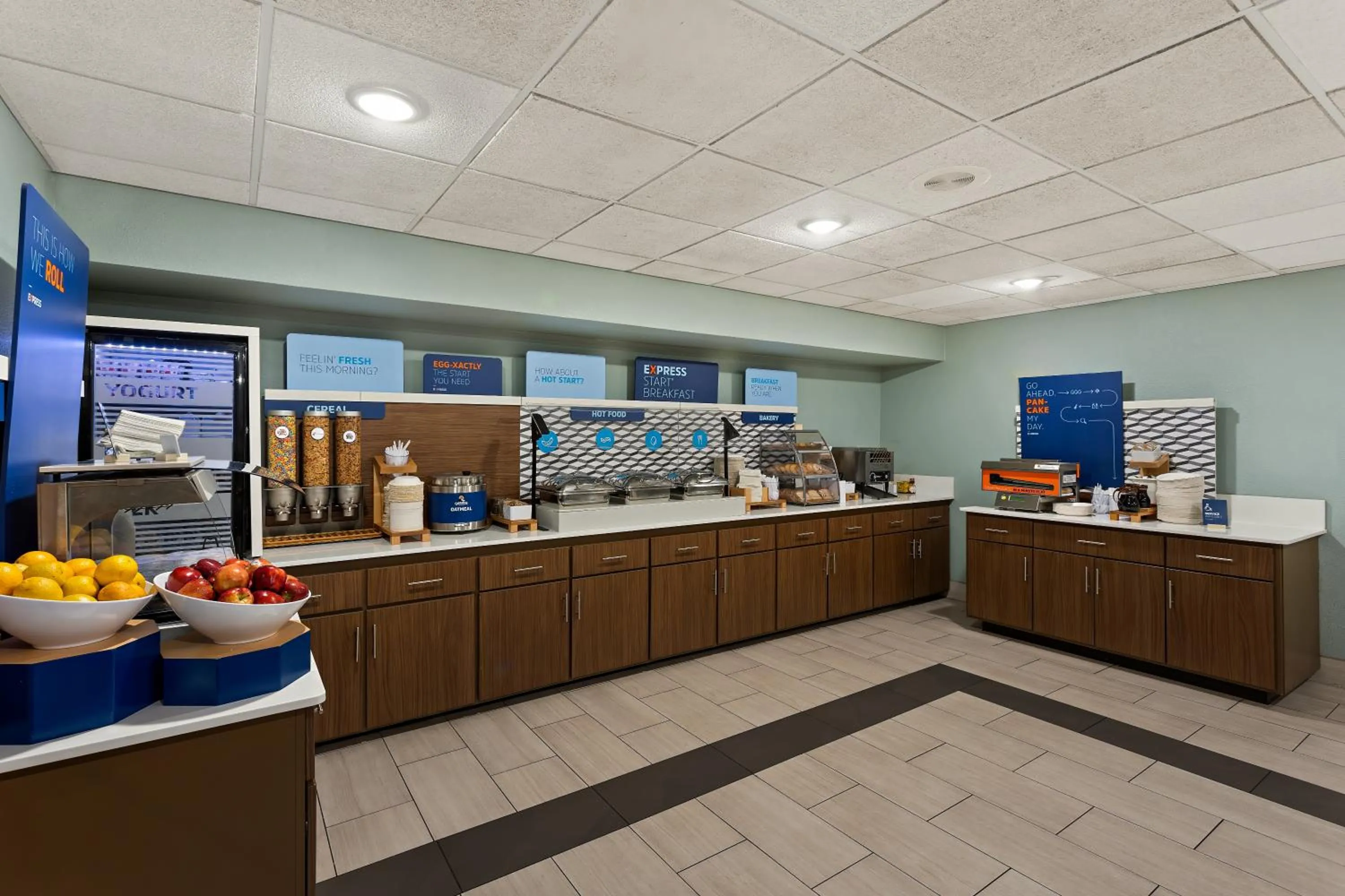 Breakfast in Holiday Inn Express Branson- Green Mountain Drive by IHG