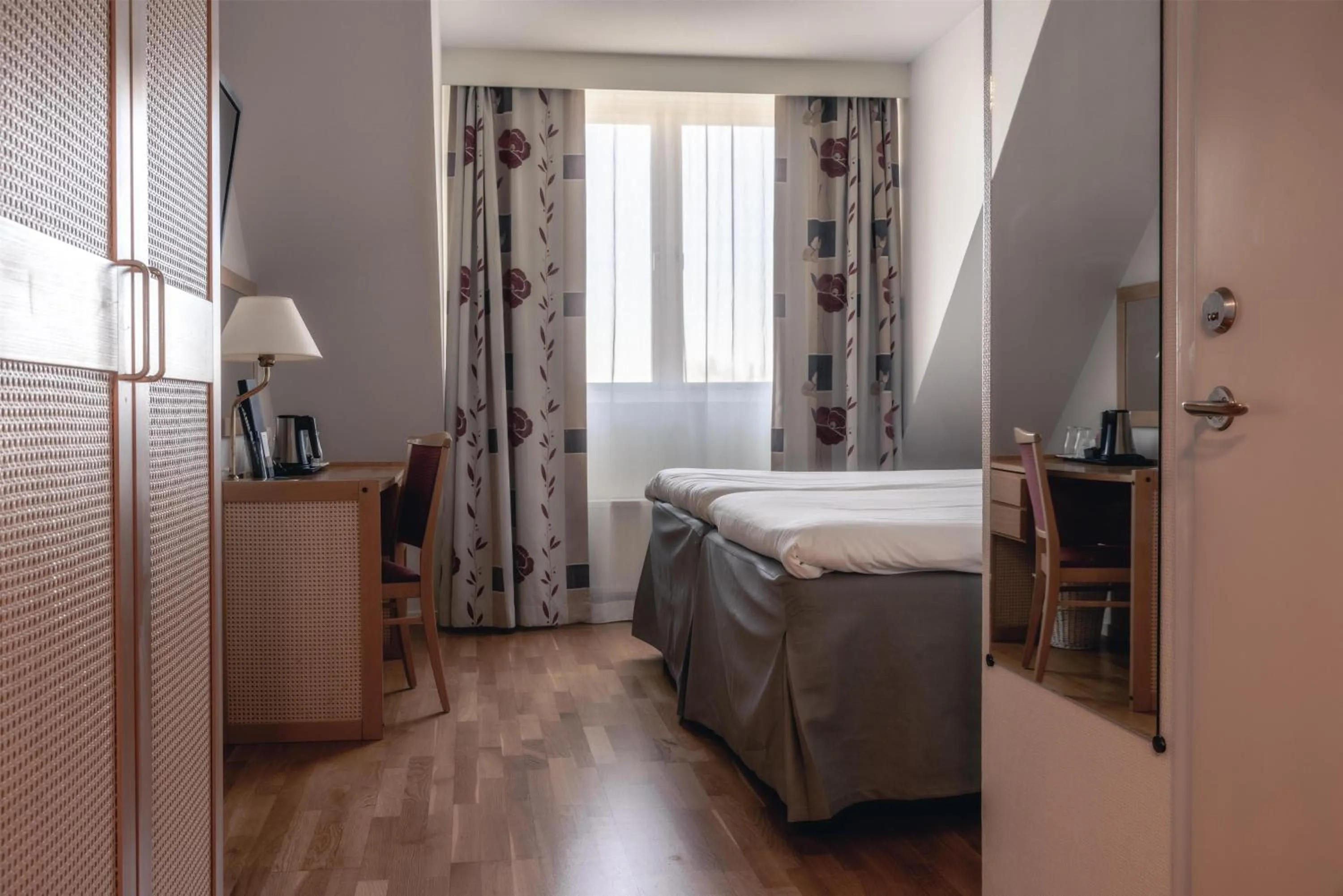 Bedroom, Bed in Best Western Solhem Hotel