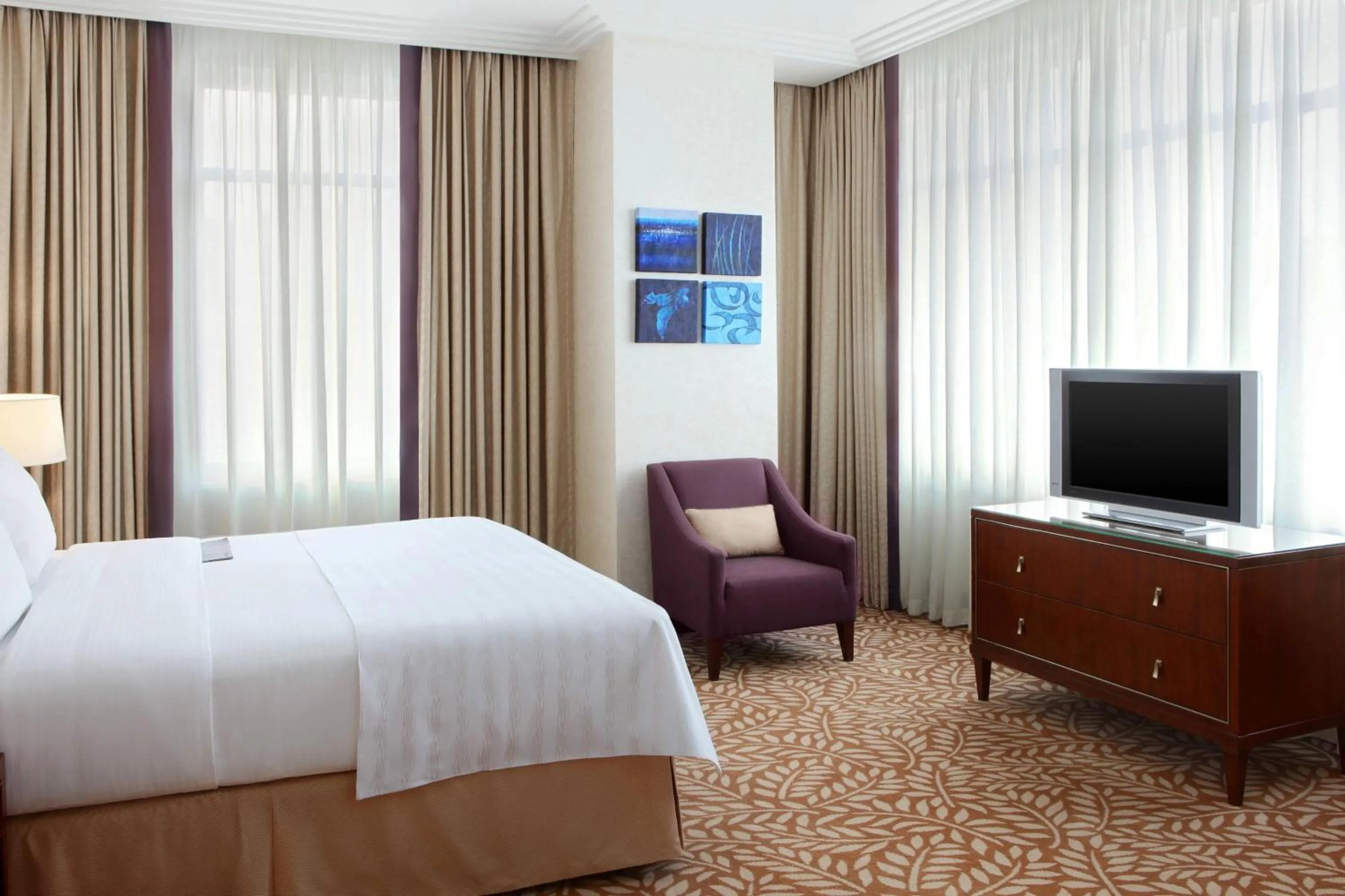 Royal Suite, 2 Bedroom Presidential Suite, City view in Le Meridien Towers Makkah