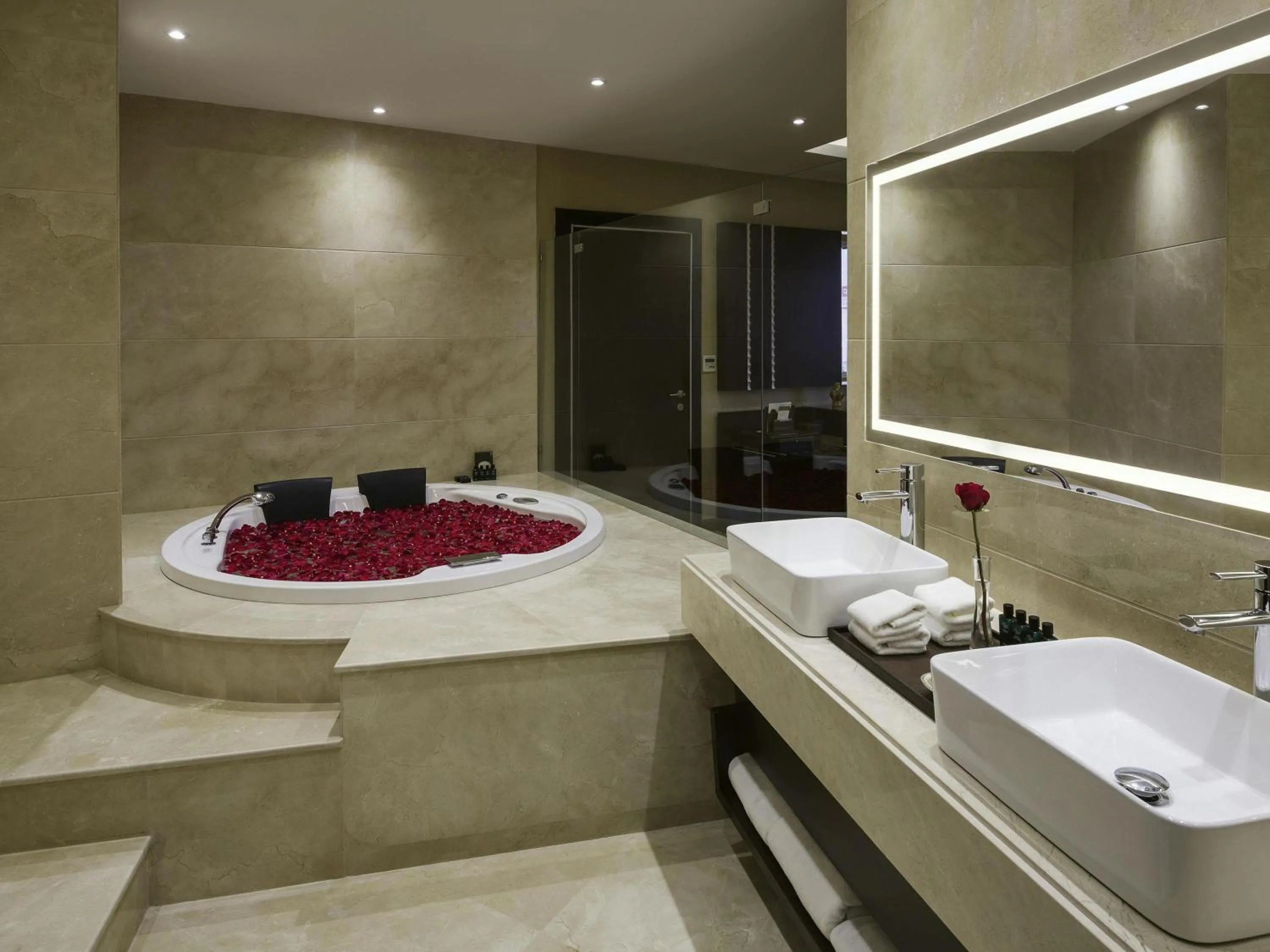 Bedroom in Movenpick Hotel Qassim