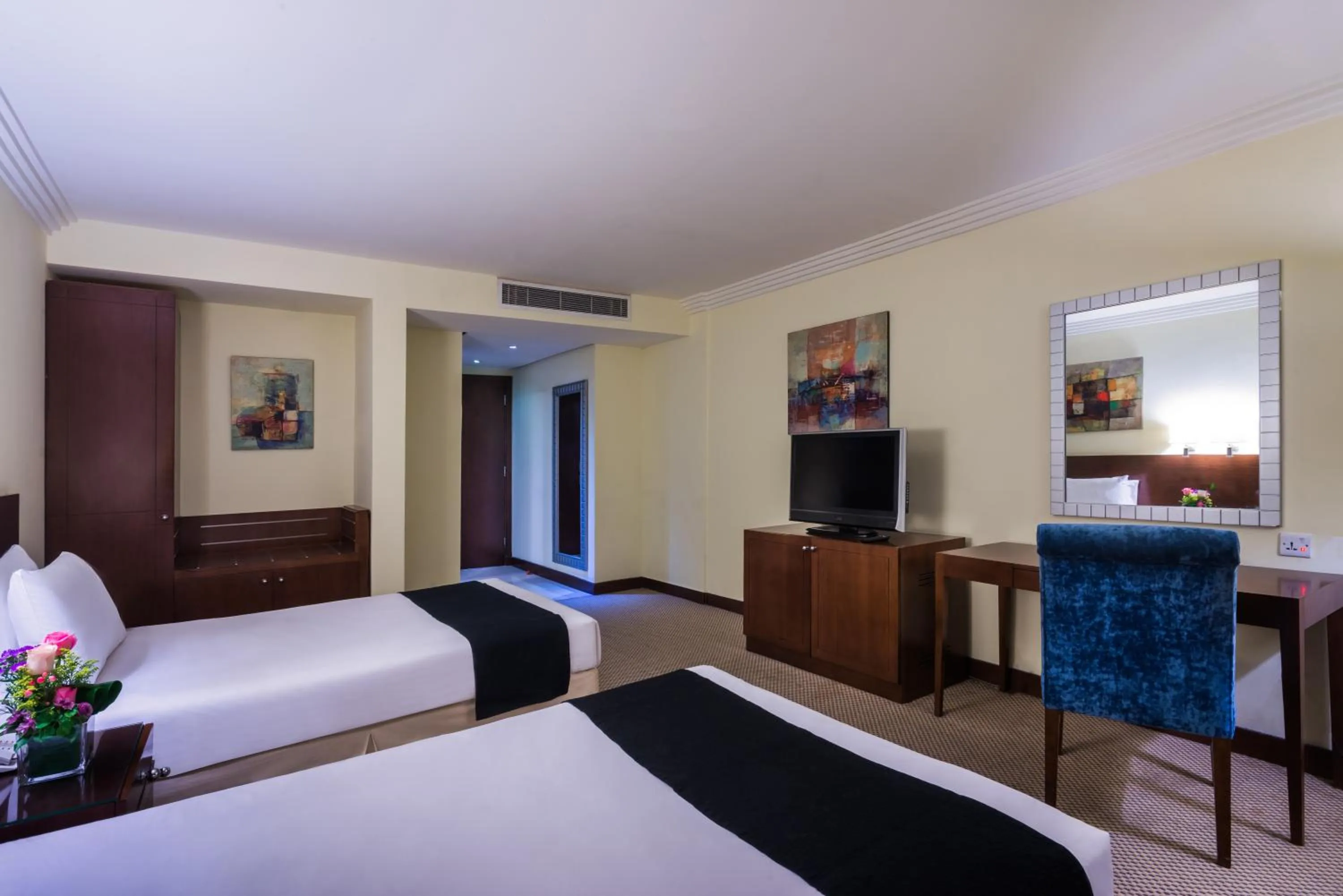 Property building, Bed in Mena Andalusia Riyadh