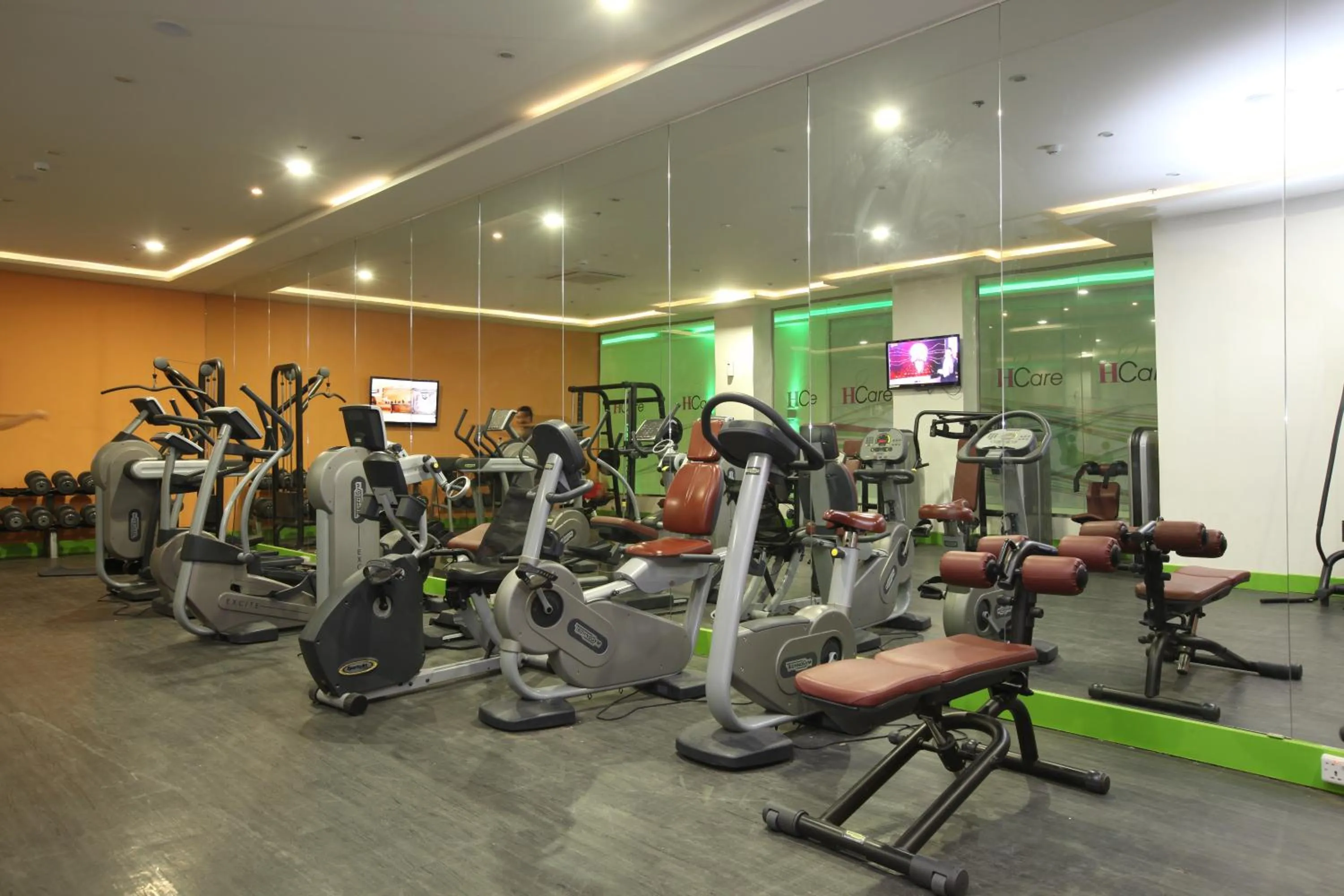 Fitness centre/facilities in Golden Tulip Hail