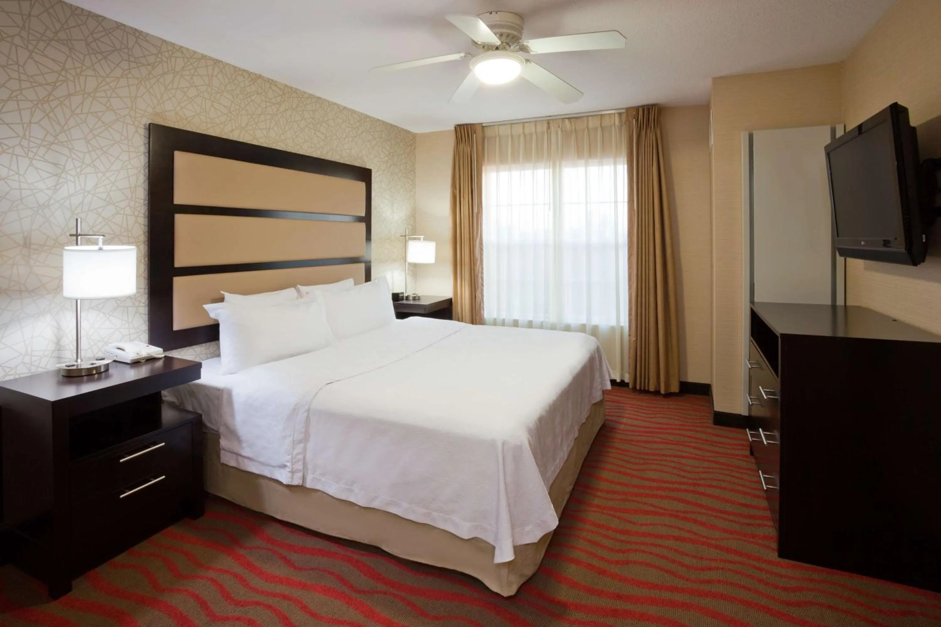 One-Bedroom King Suite - Non-Smoking in Homewood Suites by Hilton Sioux Falls
