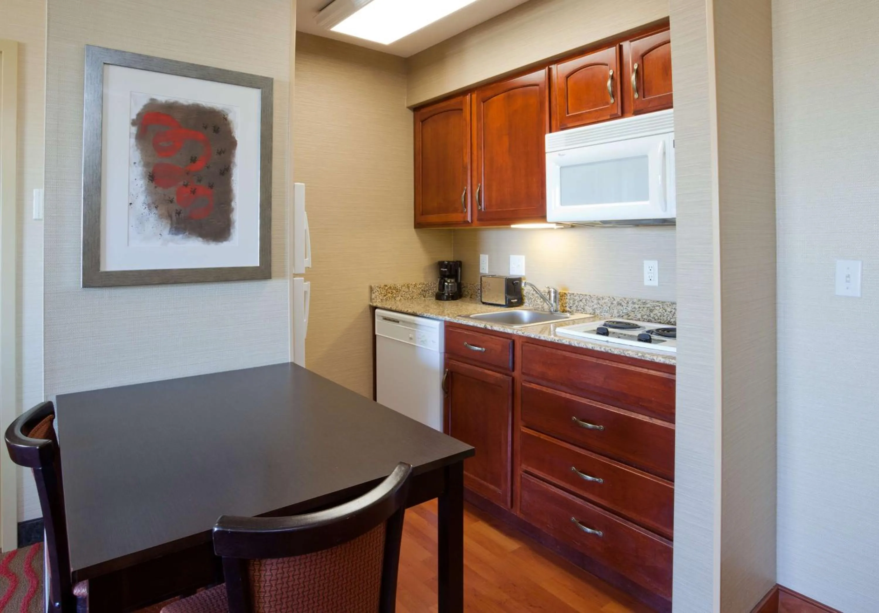 Queen Studio Suite - Non-Smoking in Homewood Suites by Hilton Sioux Falls