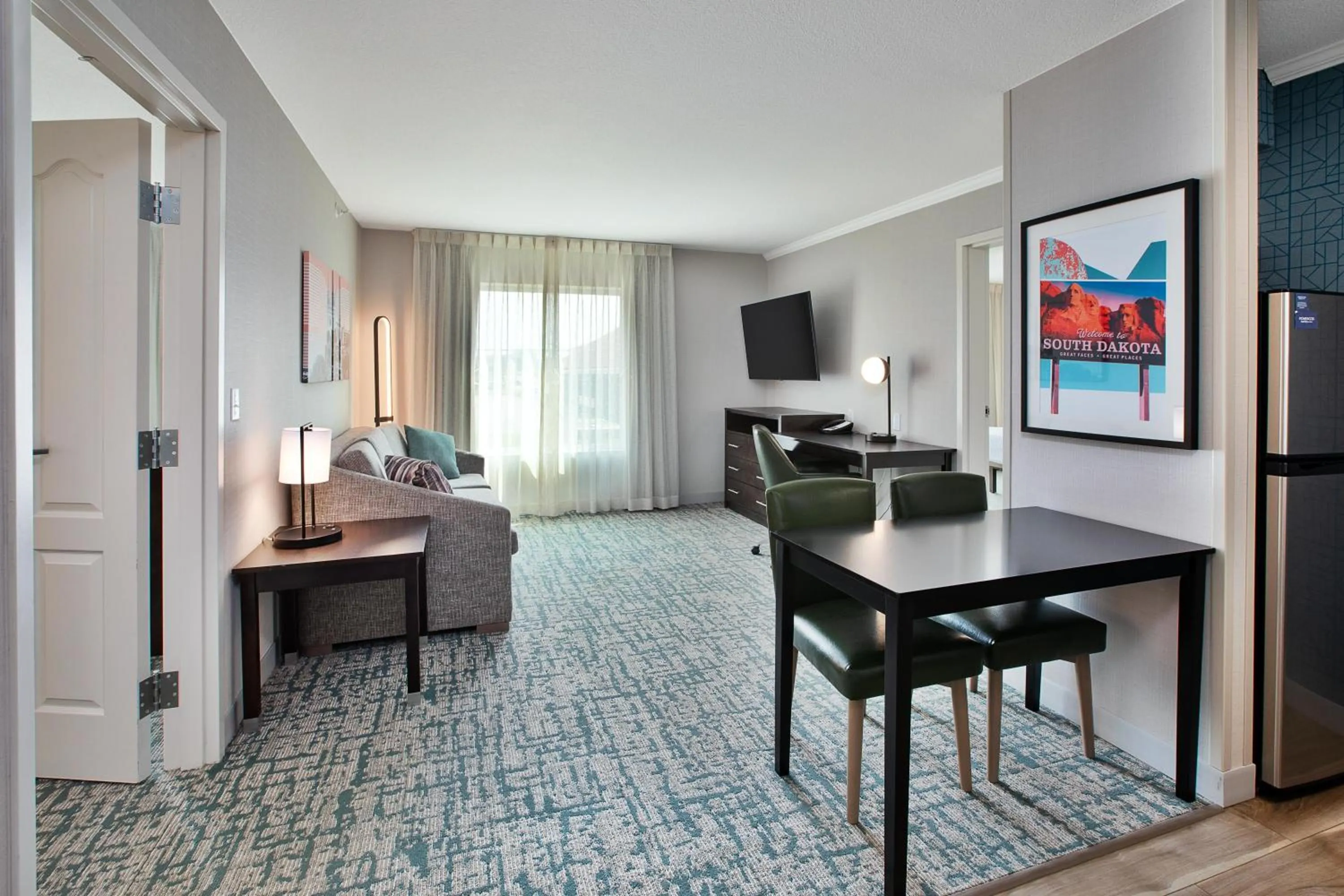 Living room in Homewood Suites by Hilton Sioux Falls