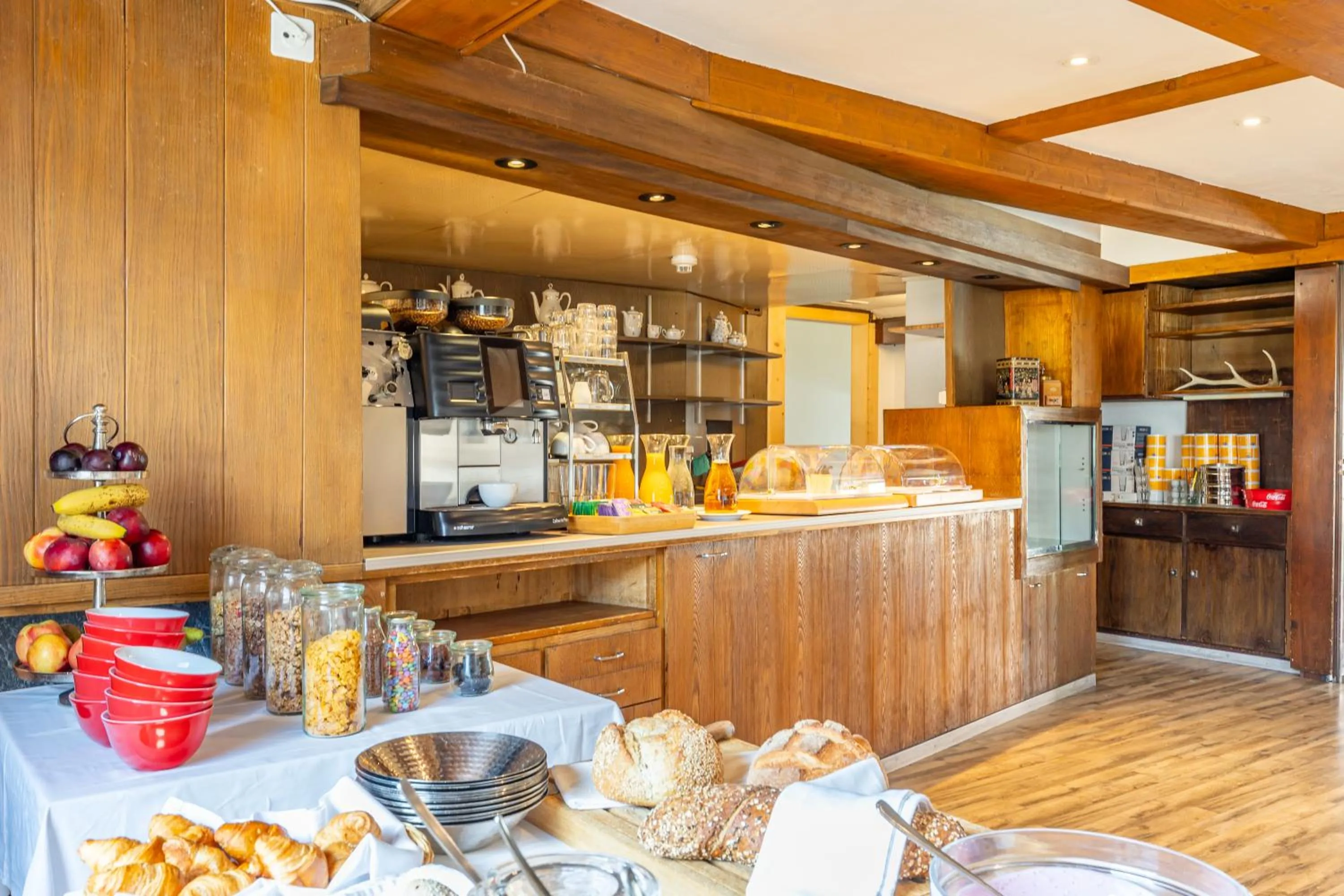 Breakfast in Hotel Dischma