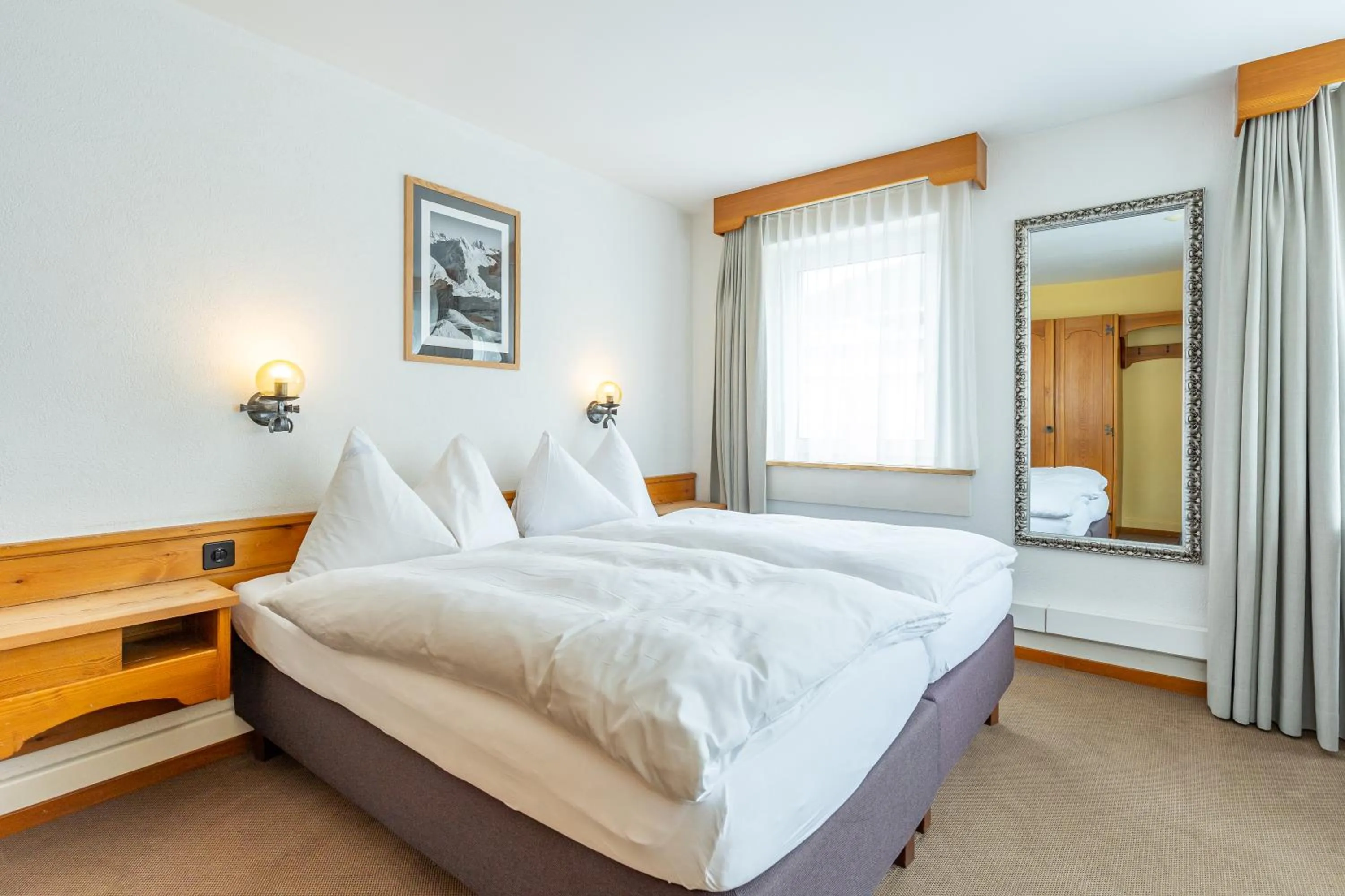 Photo of the whole room, Bed in Hotel Dischma