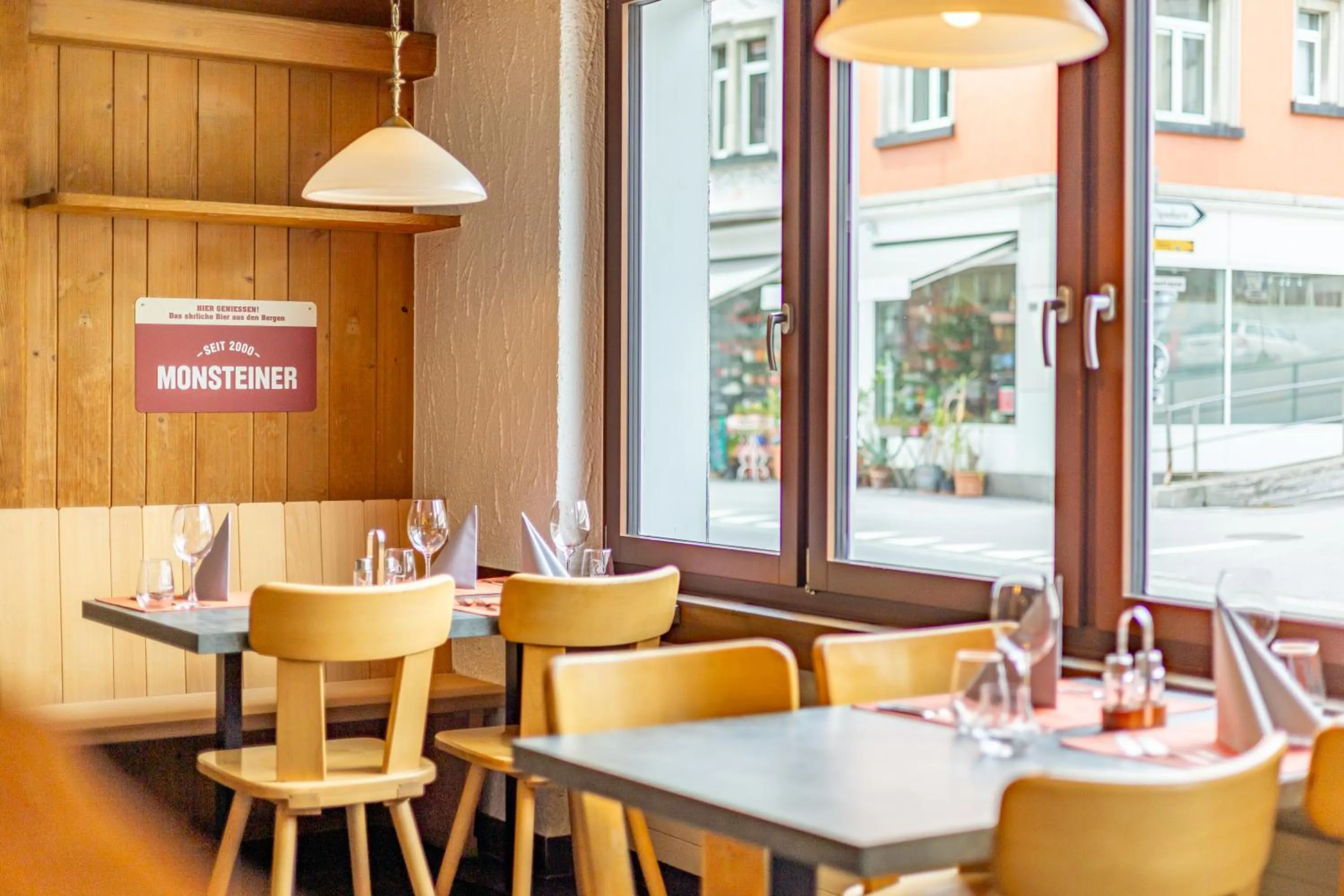 Restaurant/places to eat in Hotel Dischma