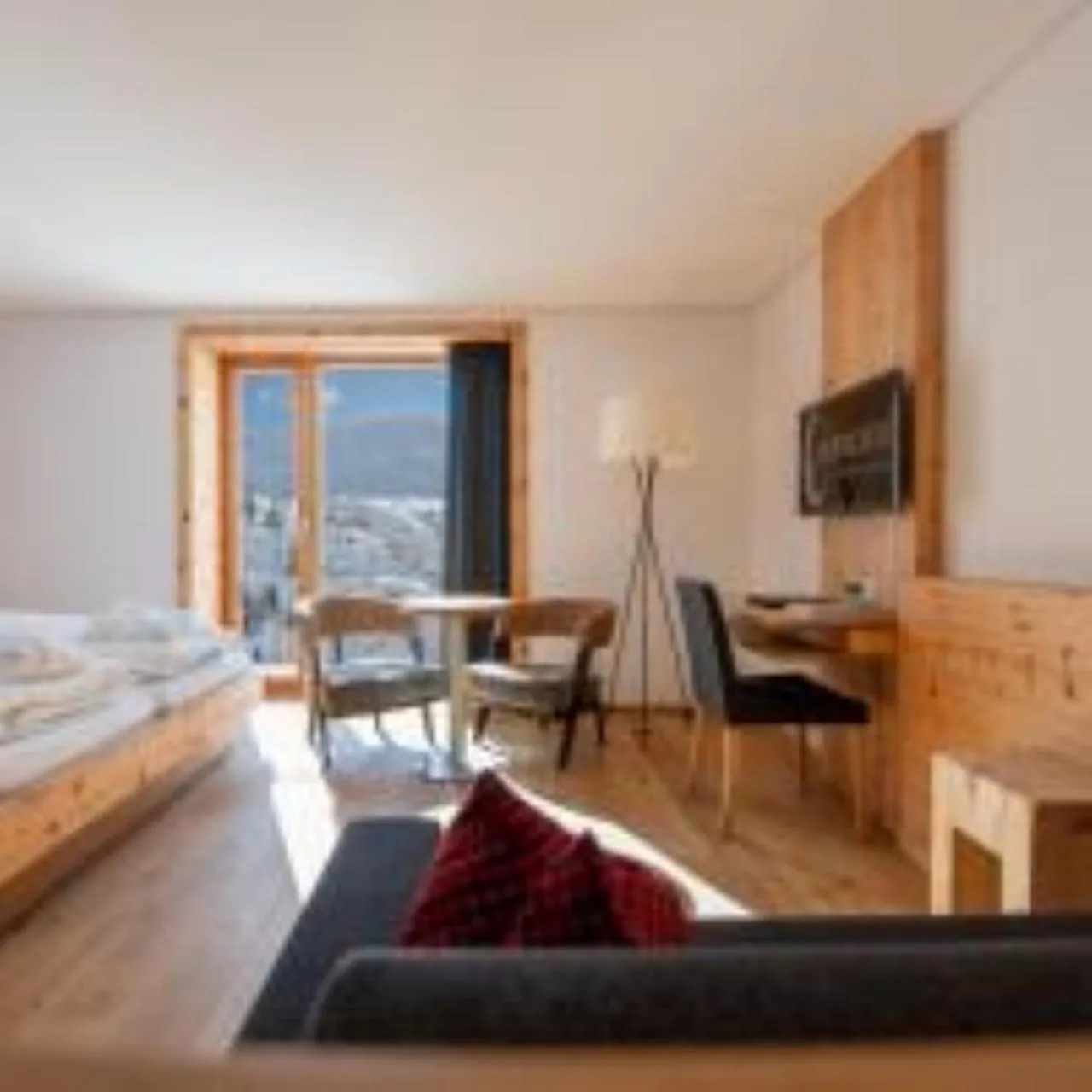 Bedroom, Bed in Mondschein Hotel & Chalet Ski-In Ski-Out Luxus am Arlberg