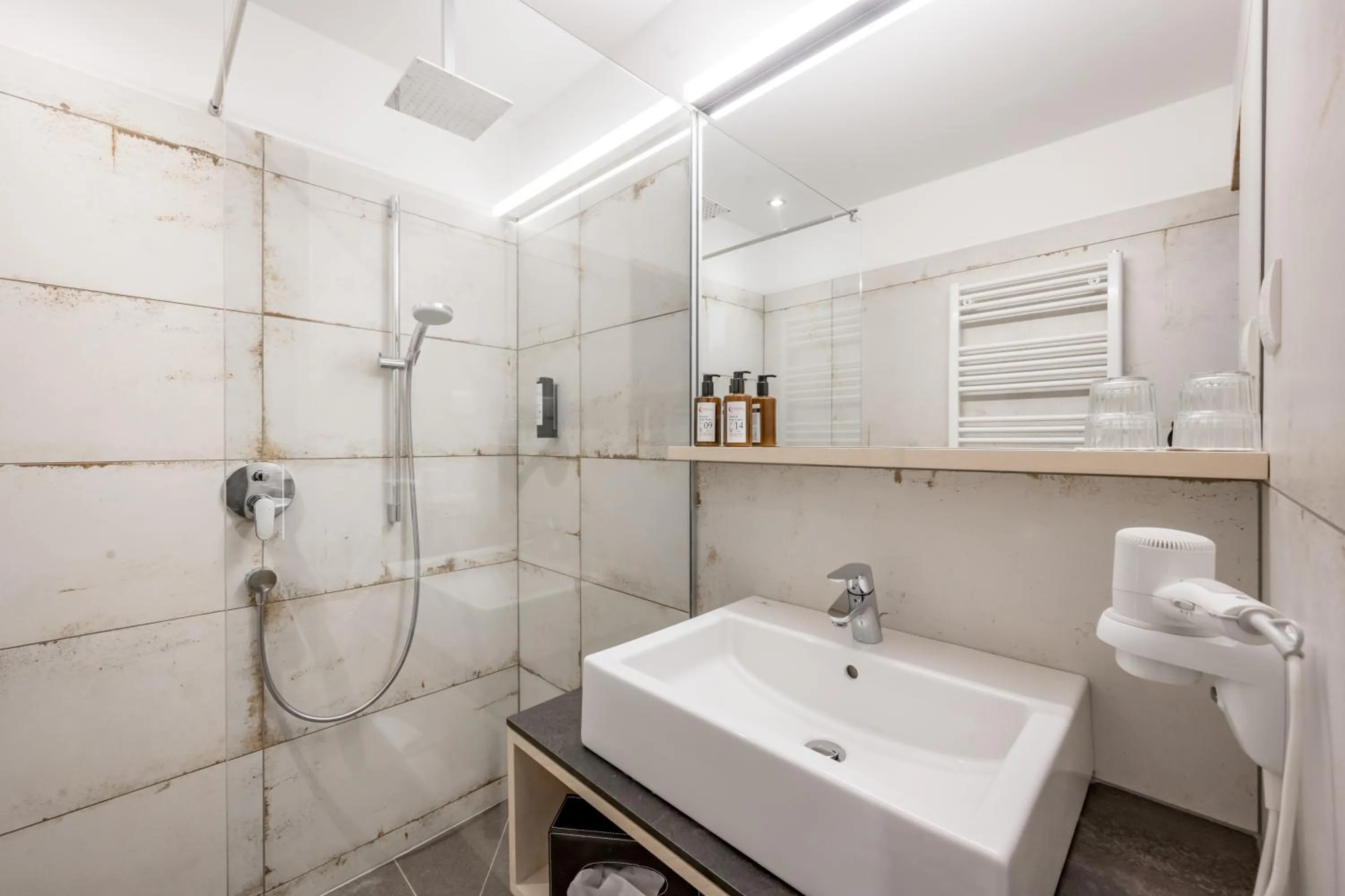 Bathroom in Mondschein Hotel & Chalet Ski-In Ski-Out Luxus am Arlberg