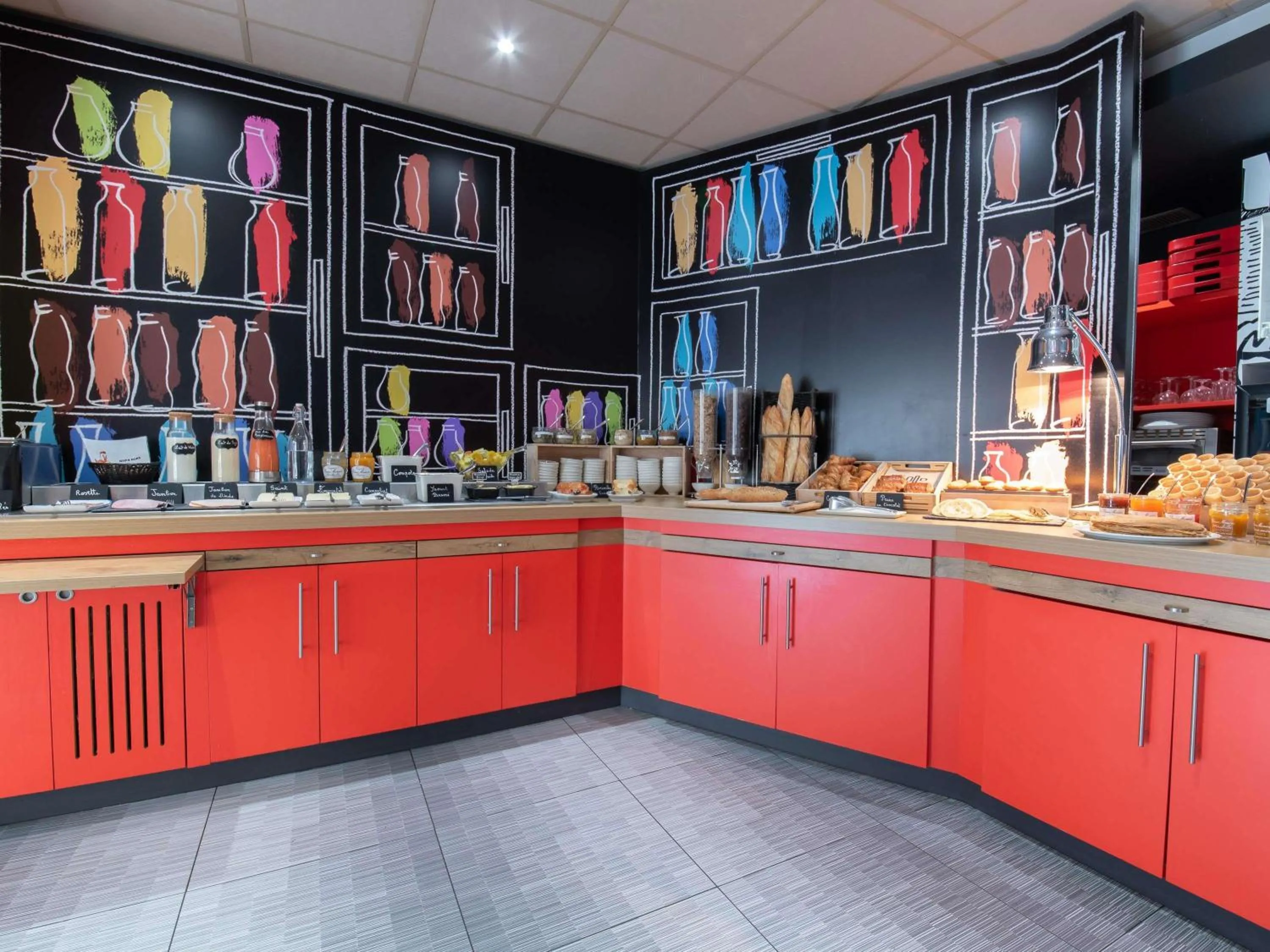 Breakfast in ibis Lyon Nord