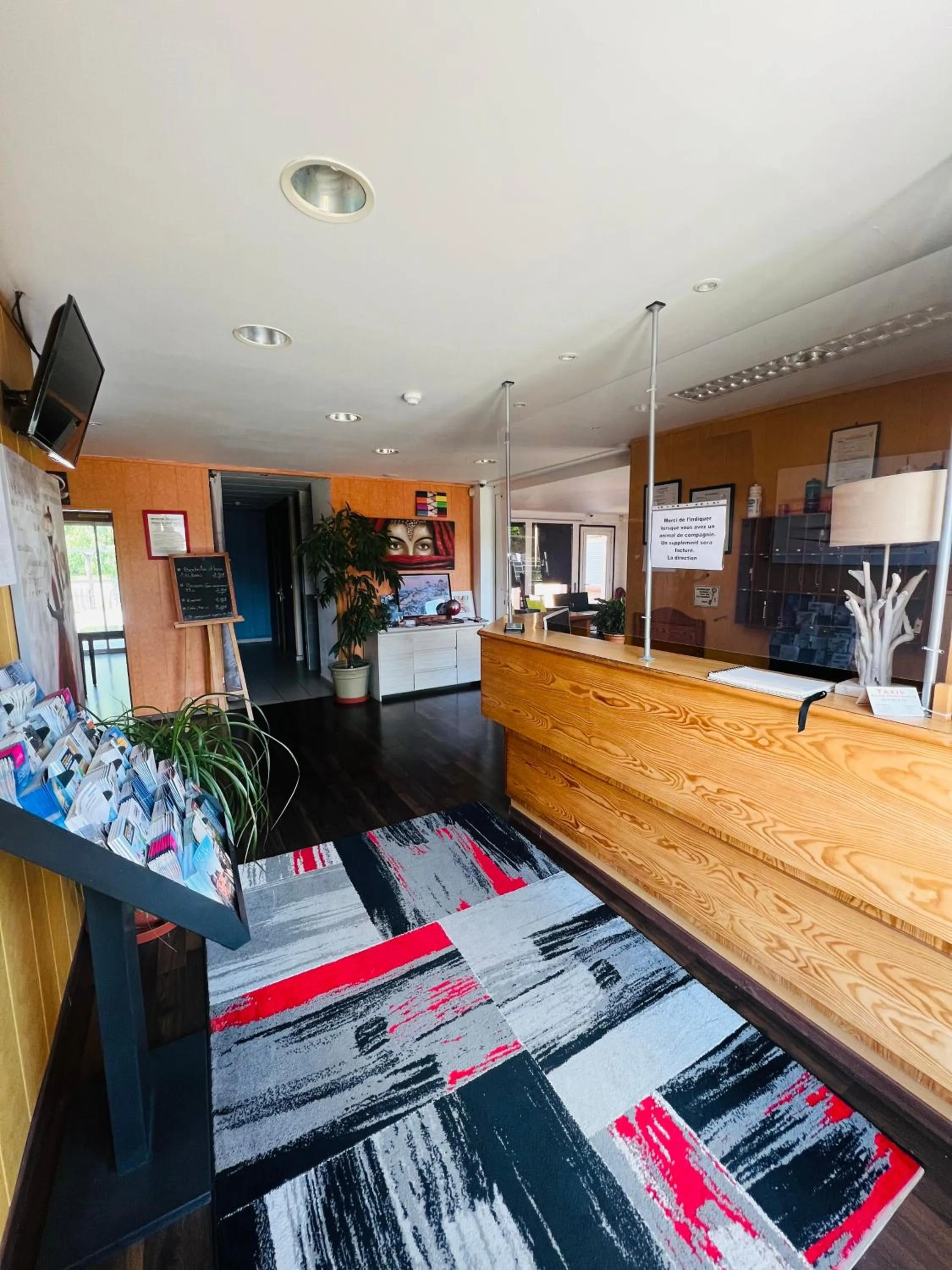 Lobby or reception in Hôtel Le Forestia