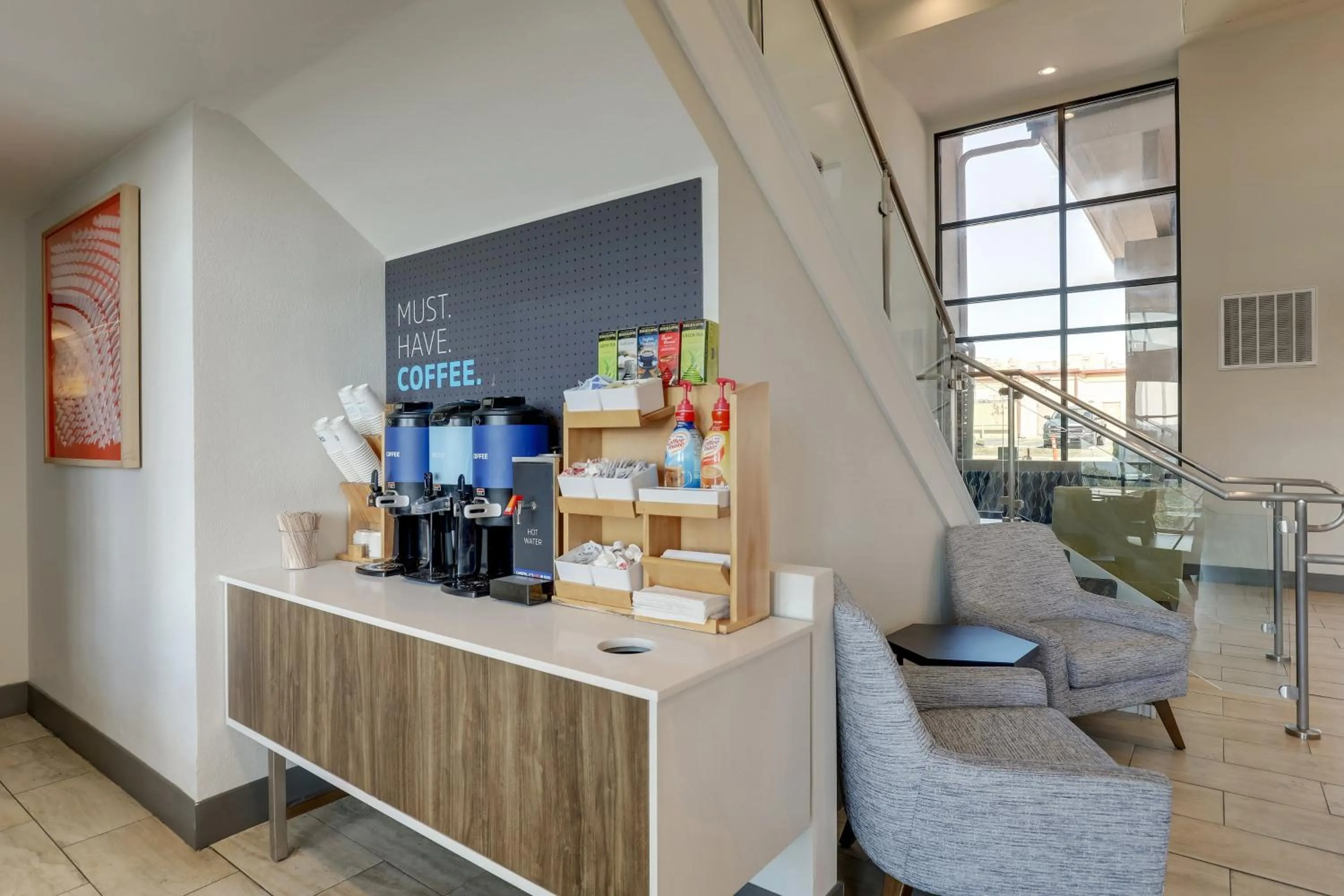 Bedroom in Holiday Inn Express Hotel & Suites Branson 76 Central by IHG