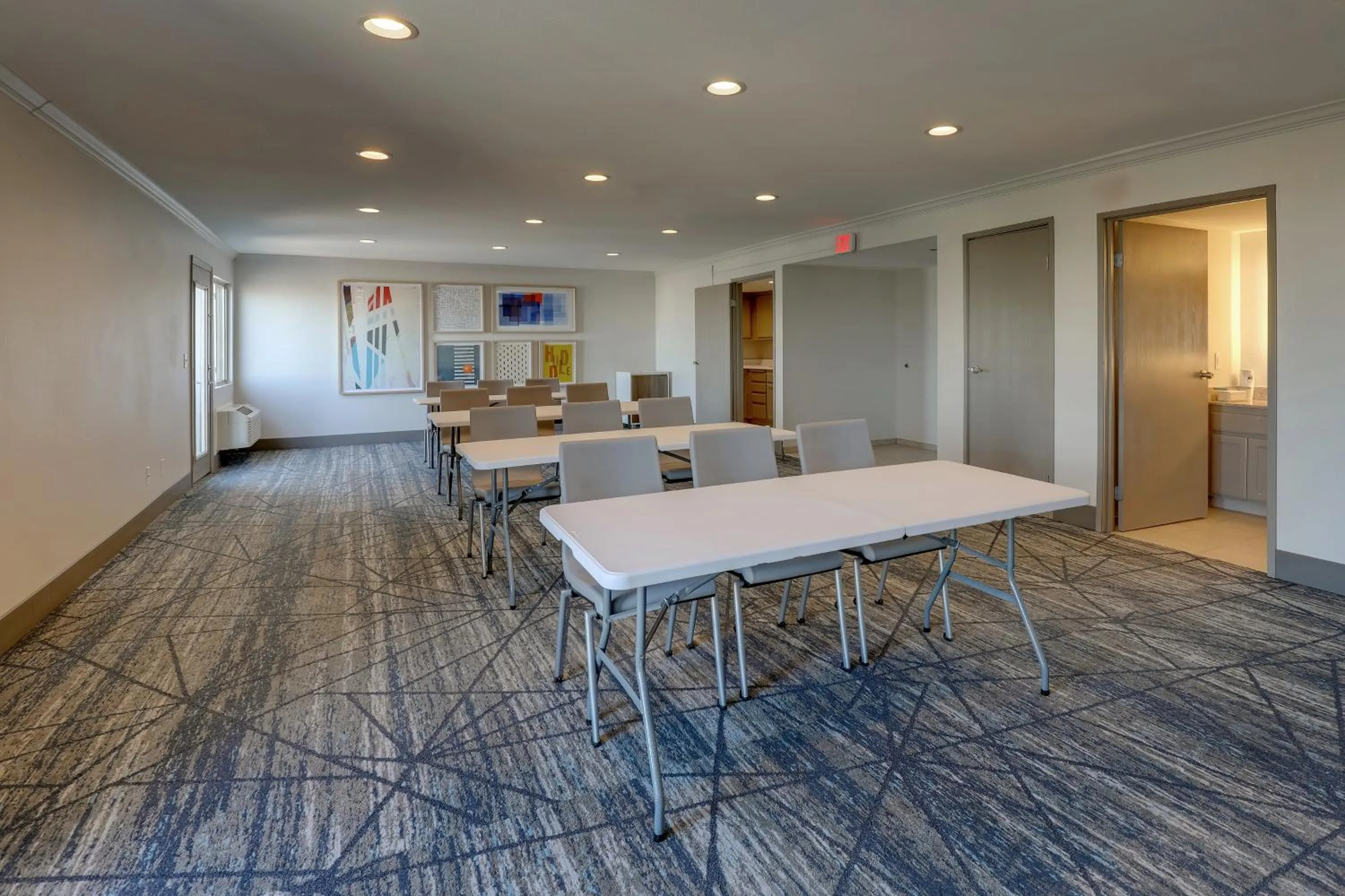 Meeting/conference room in Holiday Inn Express Hotel & Suites Branson 76 Central by IHG
