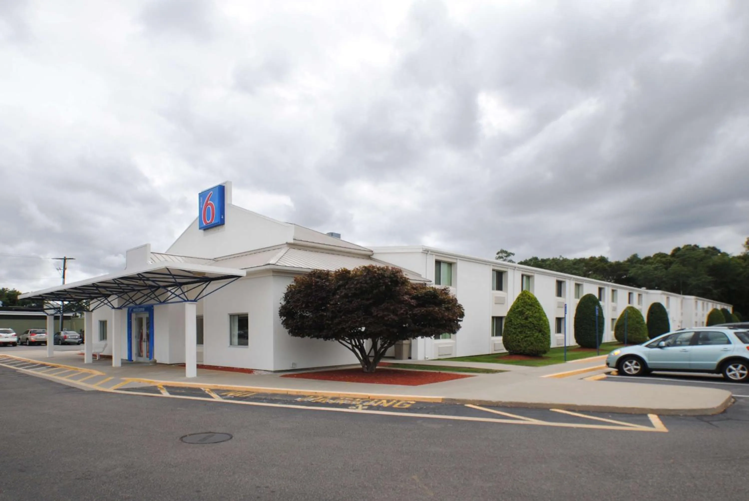 Property building in Motel 6-Seekonk, MA - Providence East