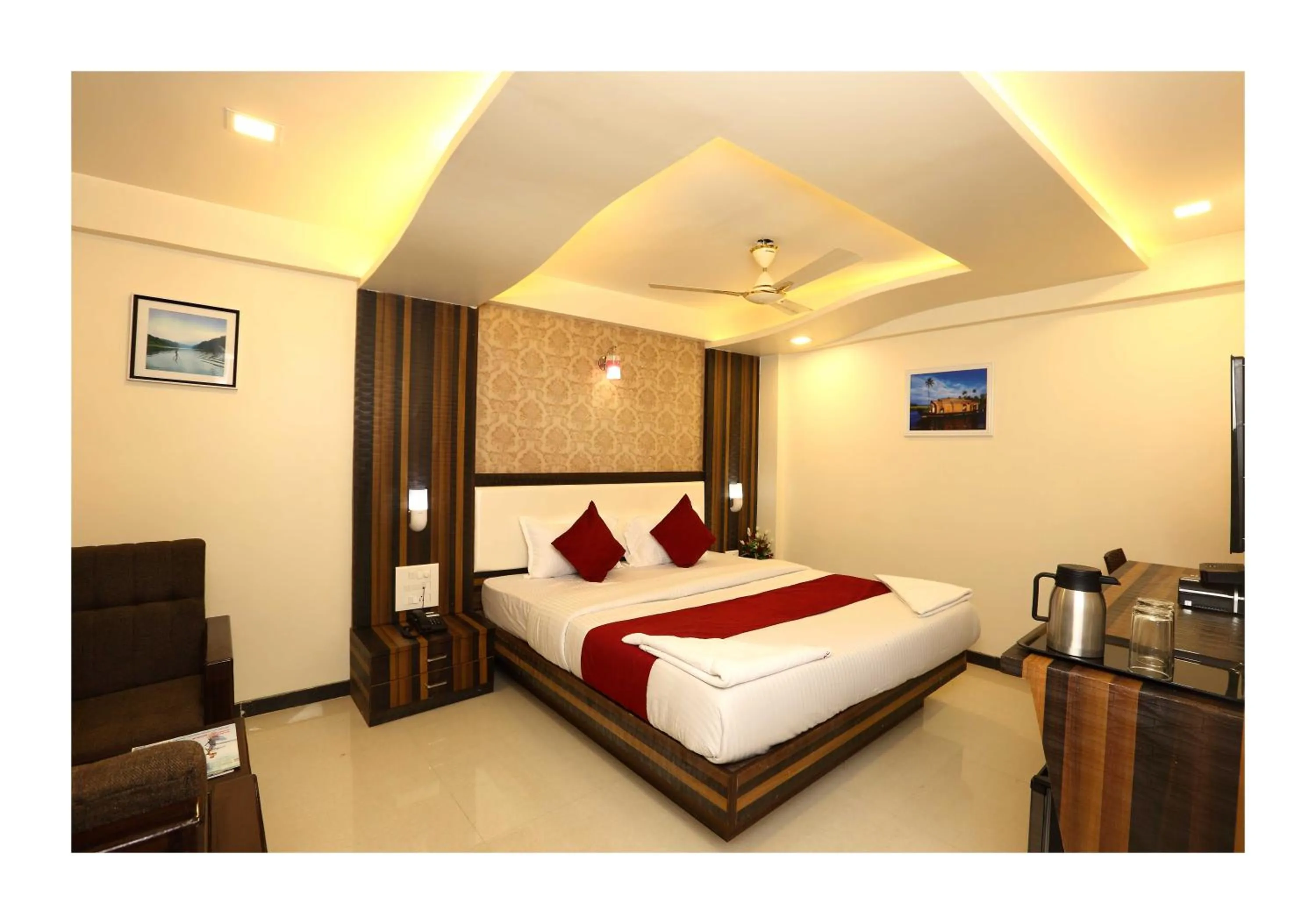 Photo of the whole room, Bed in Hotel Kochi Caprice