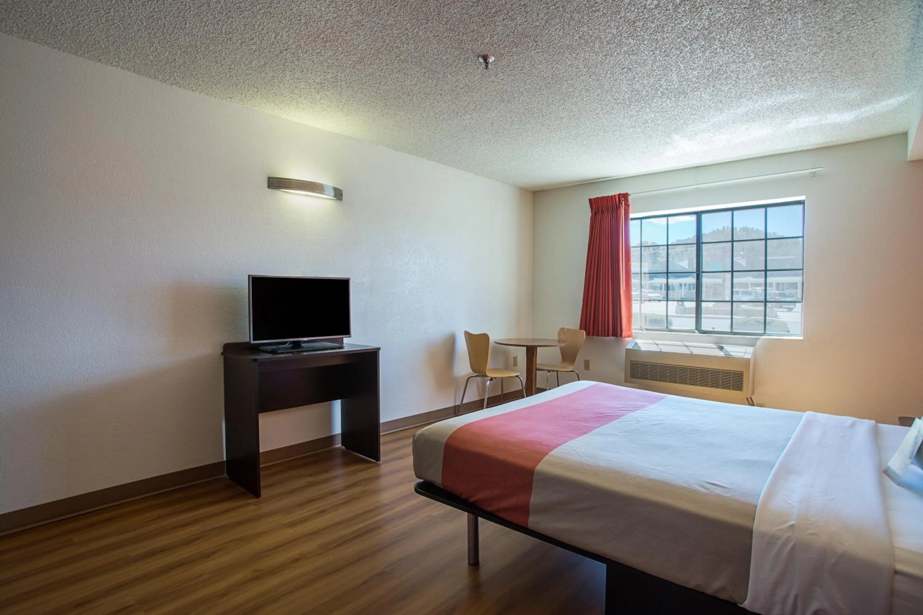 Bedroom, Bed in Motel 6-Williams, AZ - West - Grand Canyon