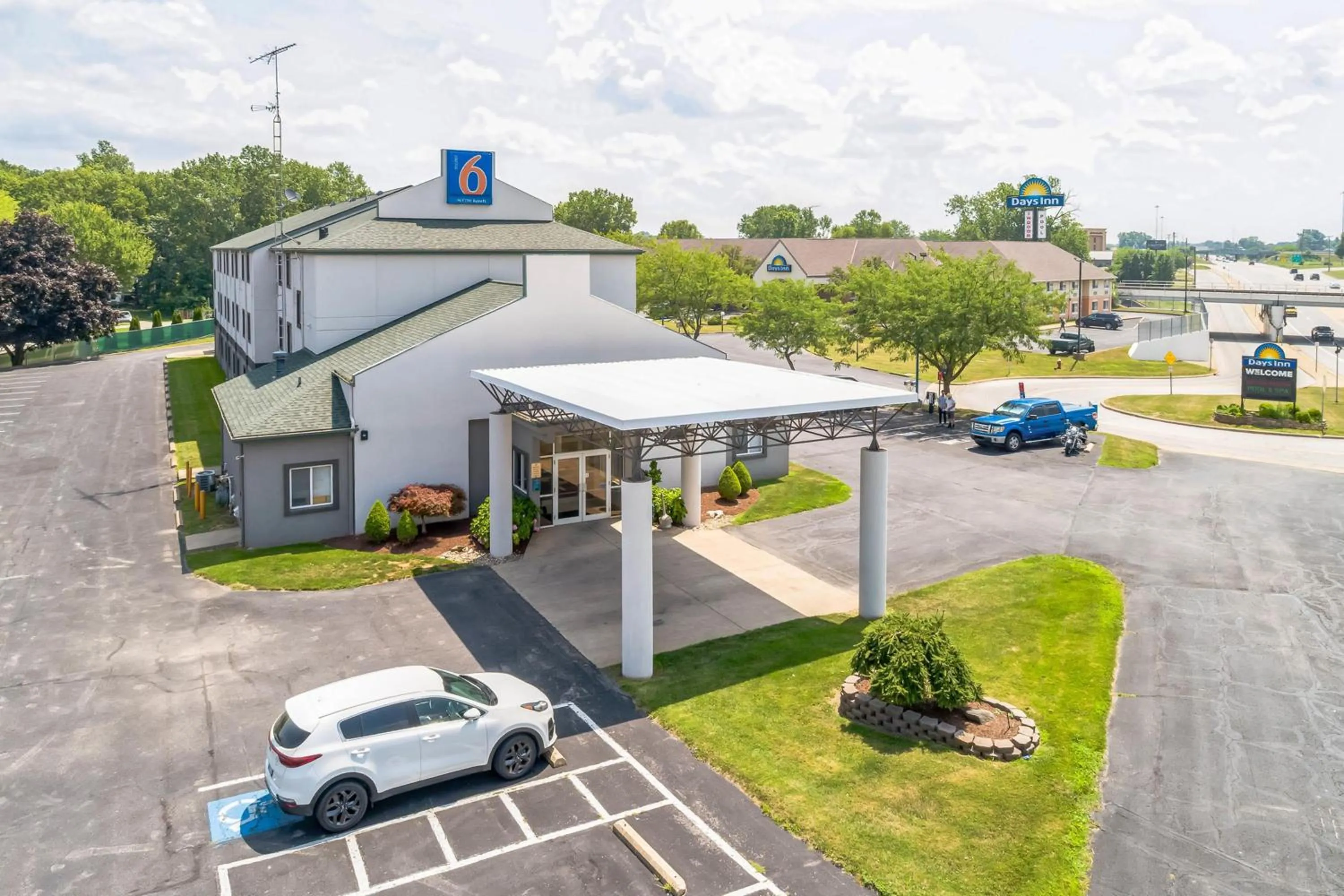 Property building in Motel 6-Milan, OH - Sandusky