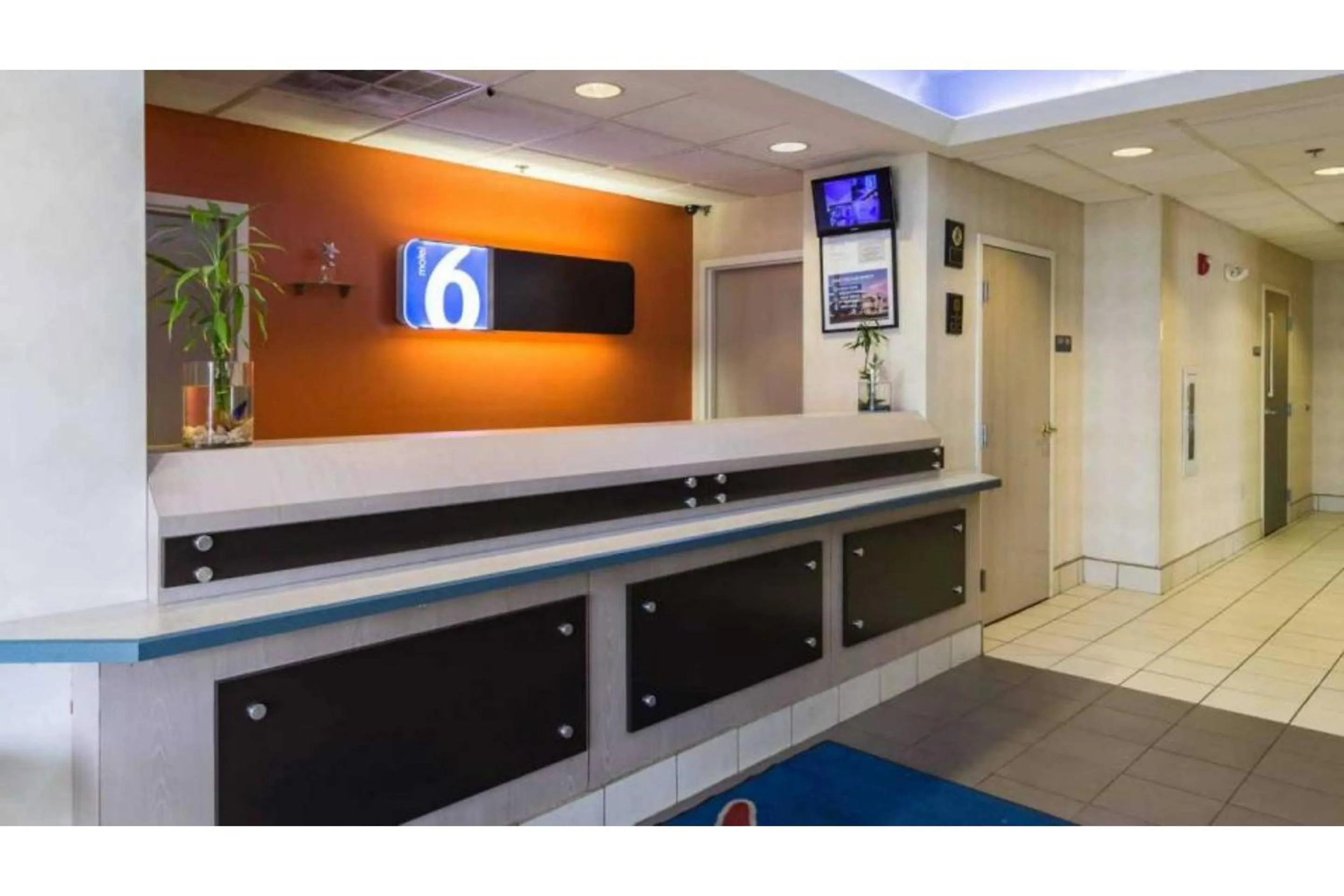 Lobby or reception in Motel 6-Milan, OH - Sandusky