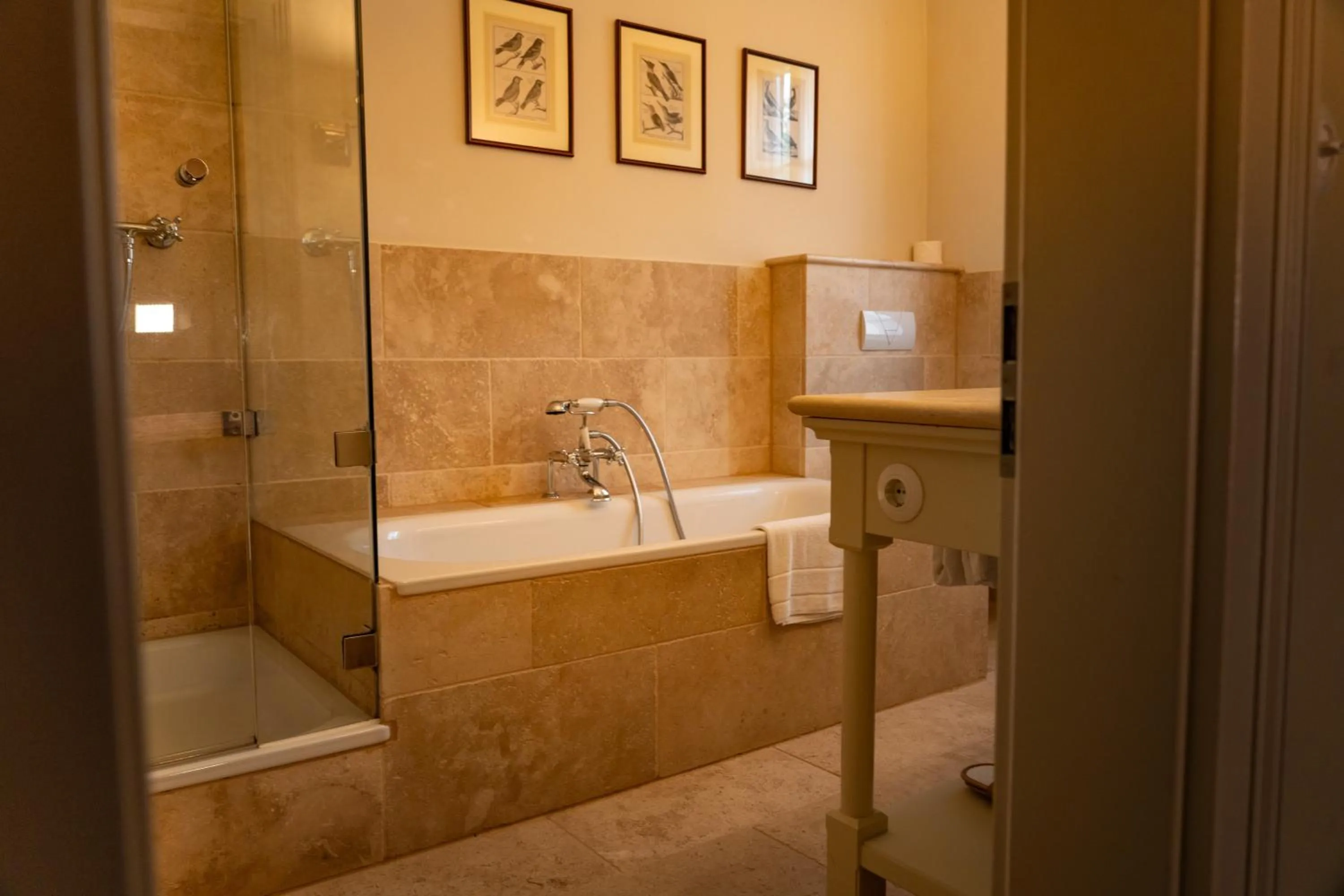 Schloss Auel Boutique Hotel & Design Golf Lodge