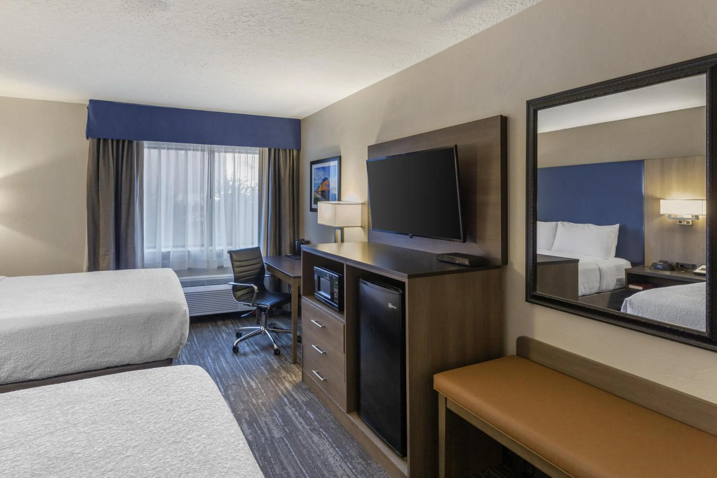 Bedroom, Bed in SureStay Plus Hotel by Best Western Price
