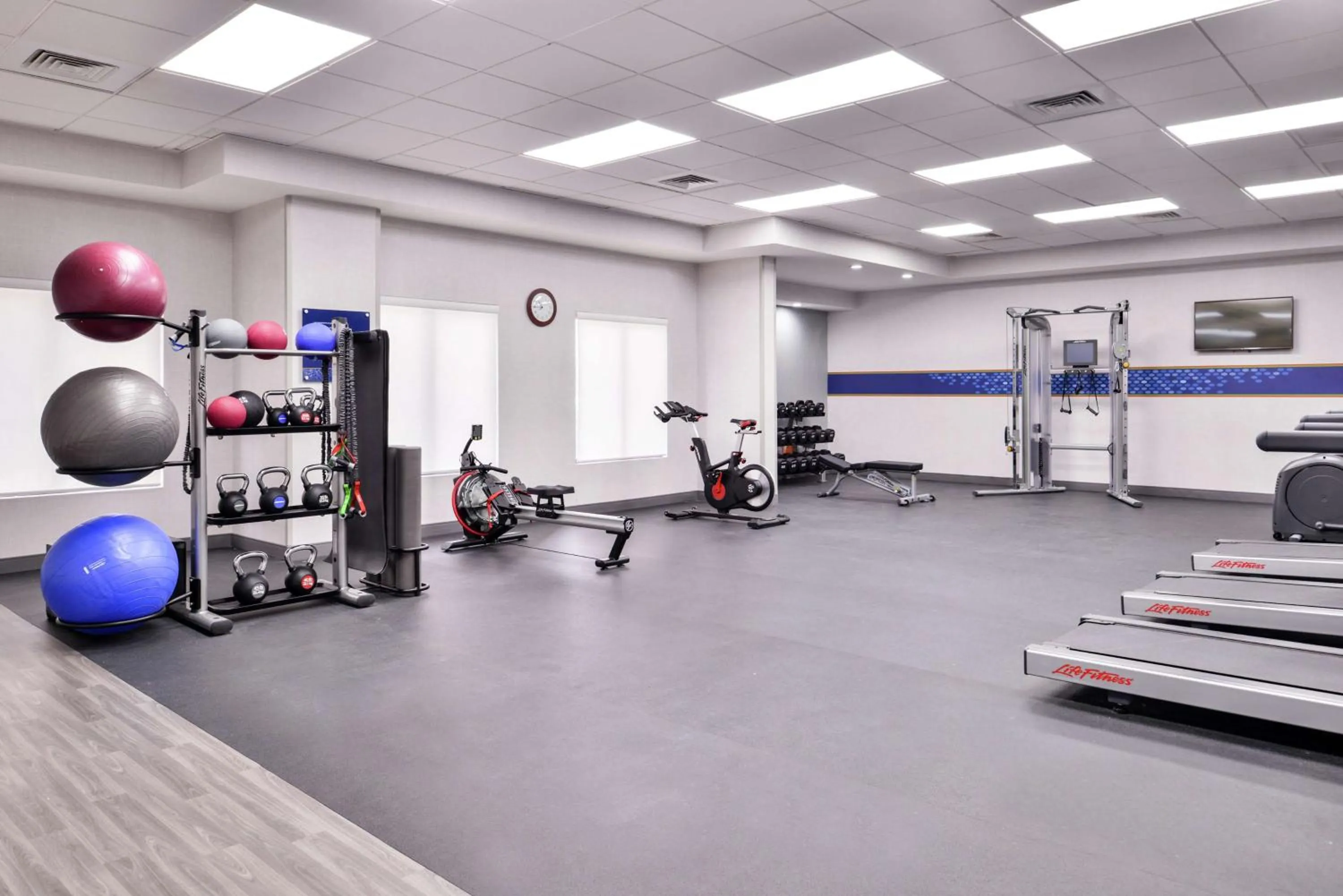 Fitness centre/facilities in Hampton Inn & Suites Legacy Park-Frisco