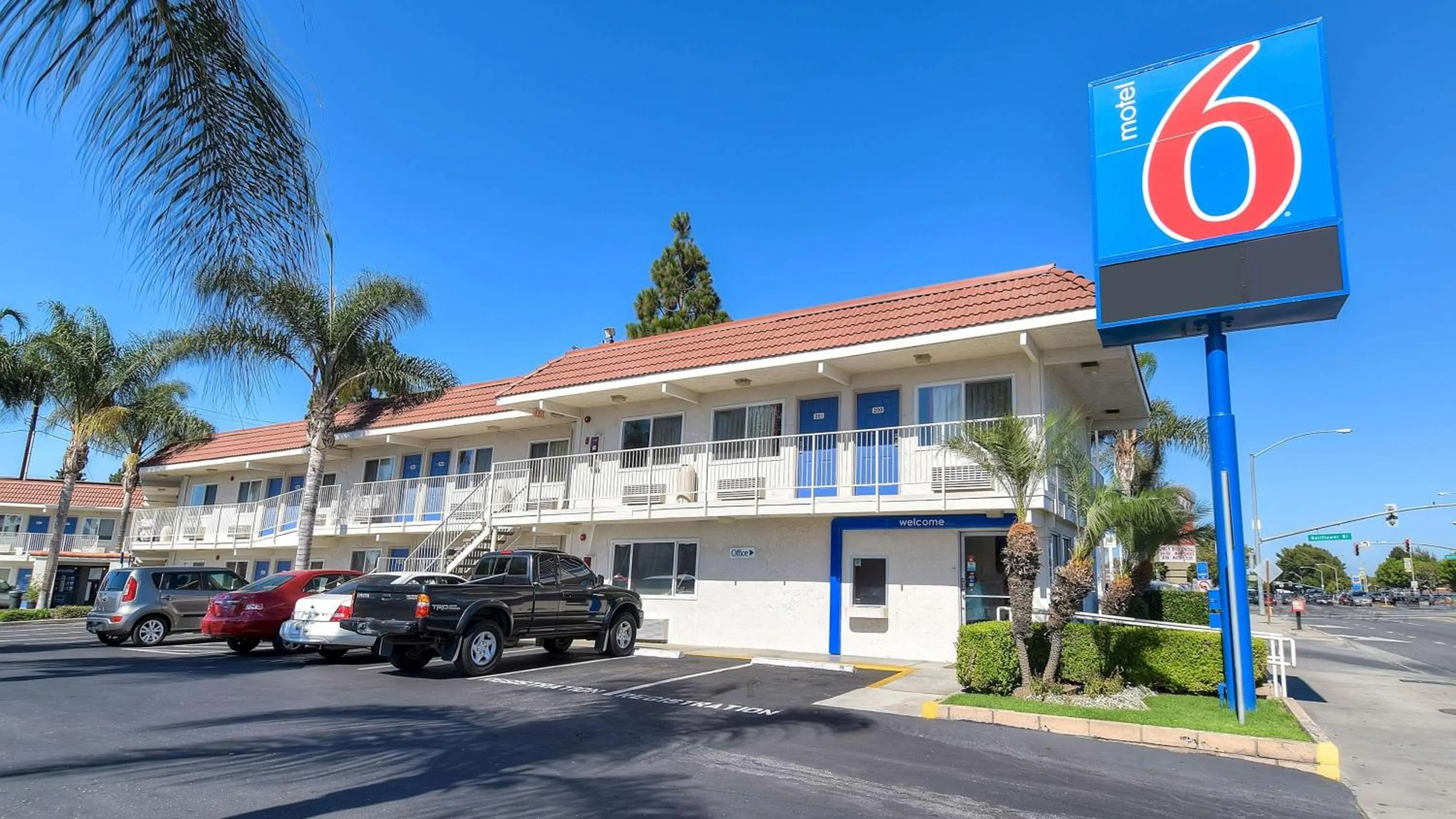 Property building in Motel 6-Denver, CO - Airport