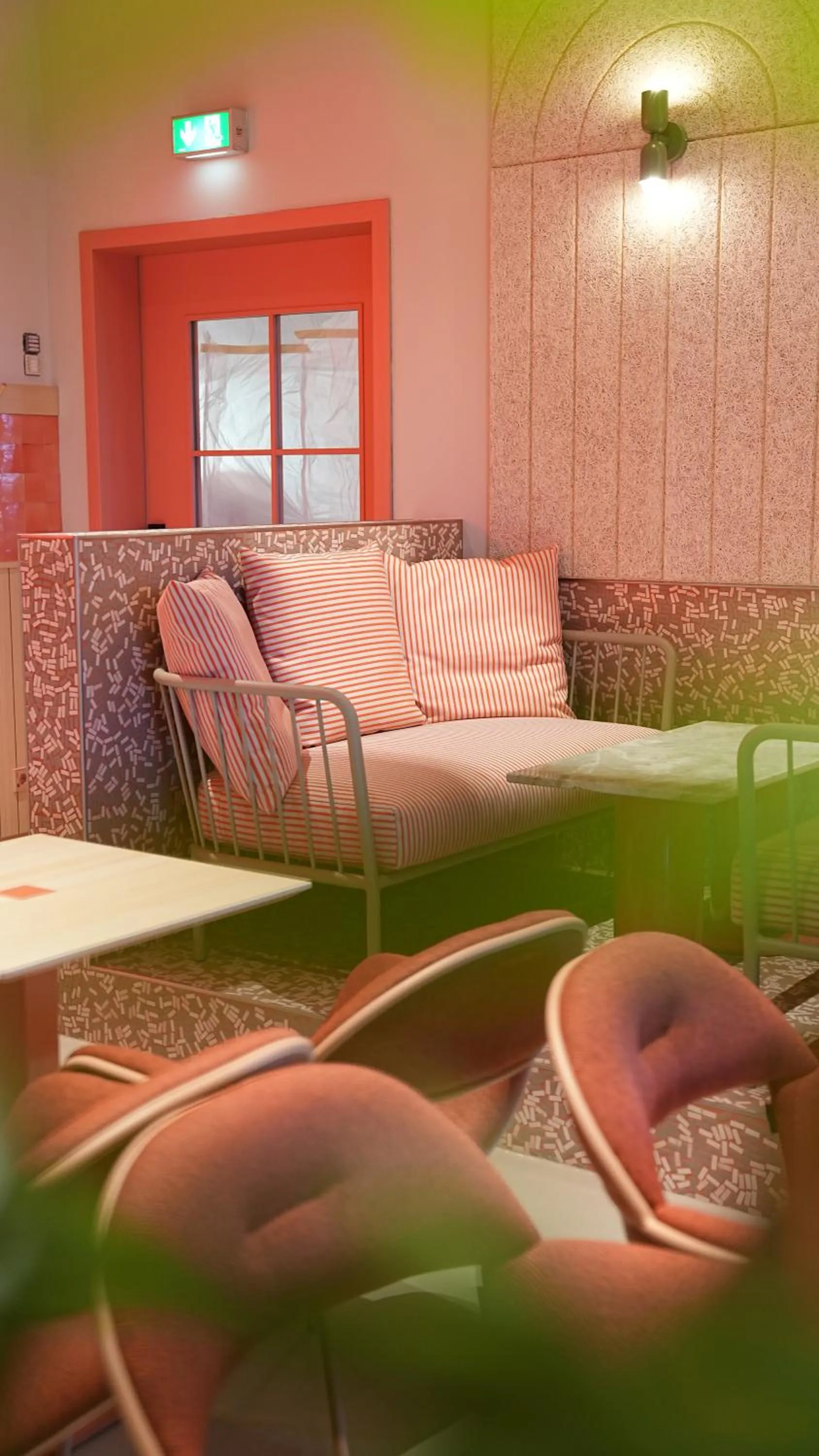 Lounge or bar in Beach Motel Heiligenhafen