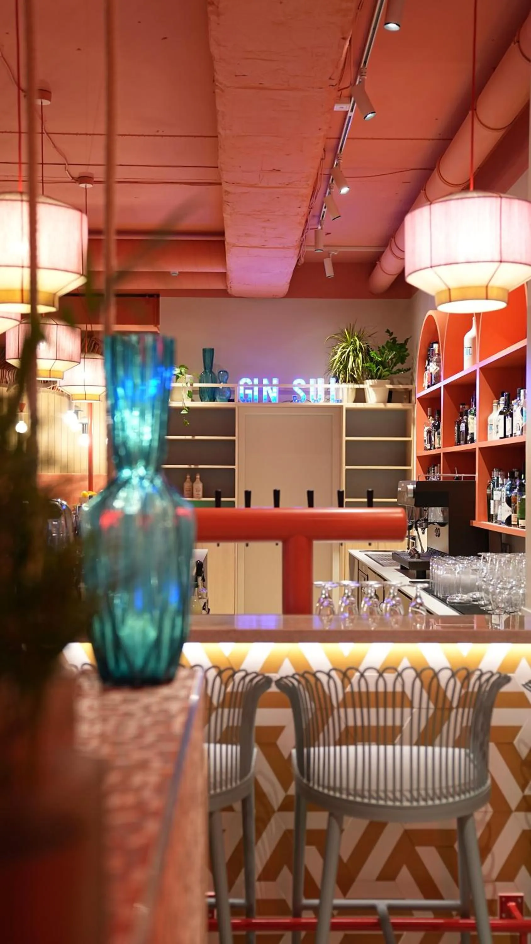 Lounge or bar in Beach Motel Heiligenhafen