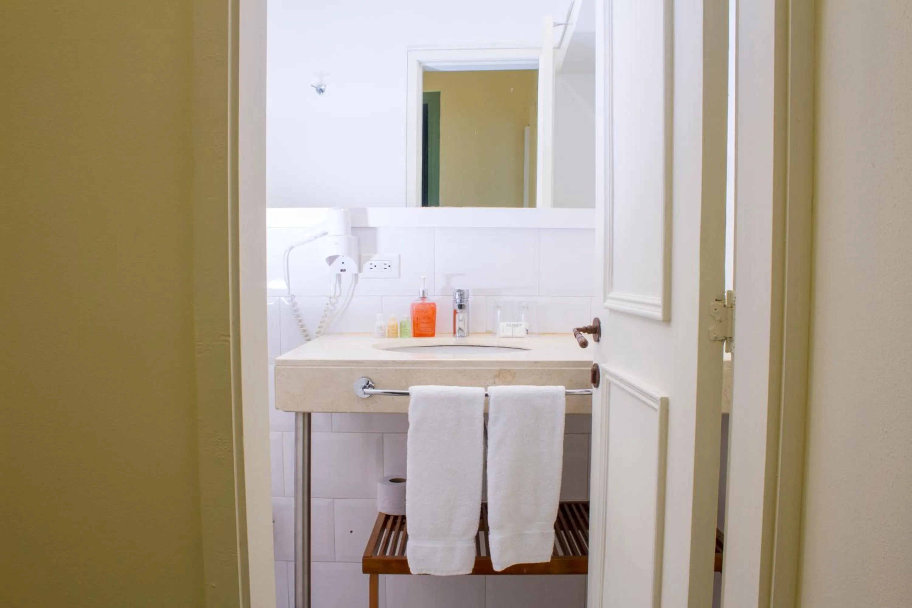 Bathroom in Hotel Casa de la Vega