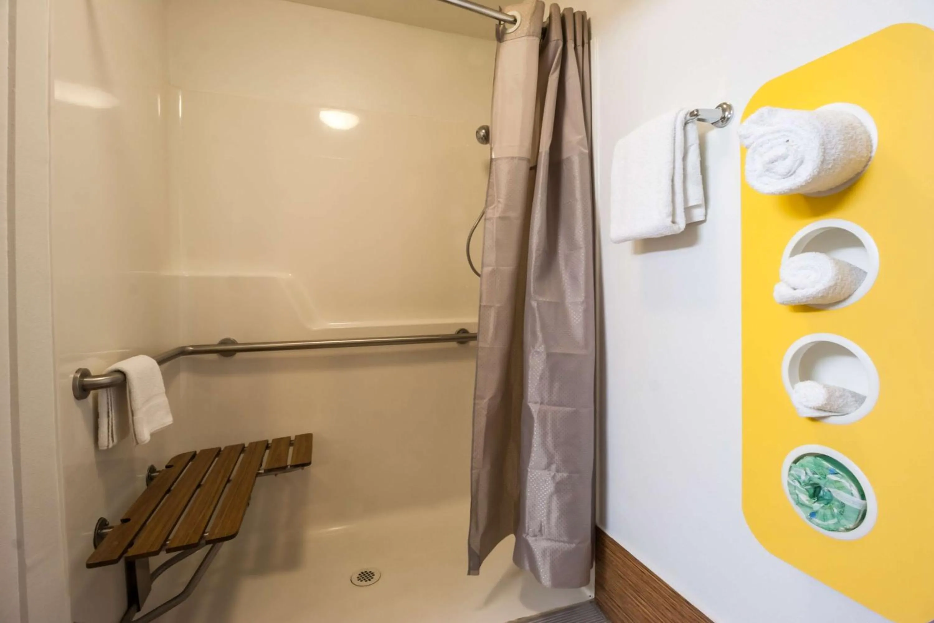 Shower in Motel 6-Seaside, OR