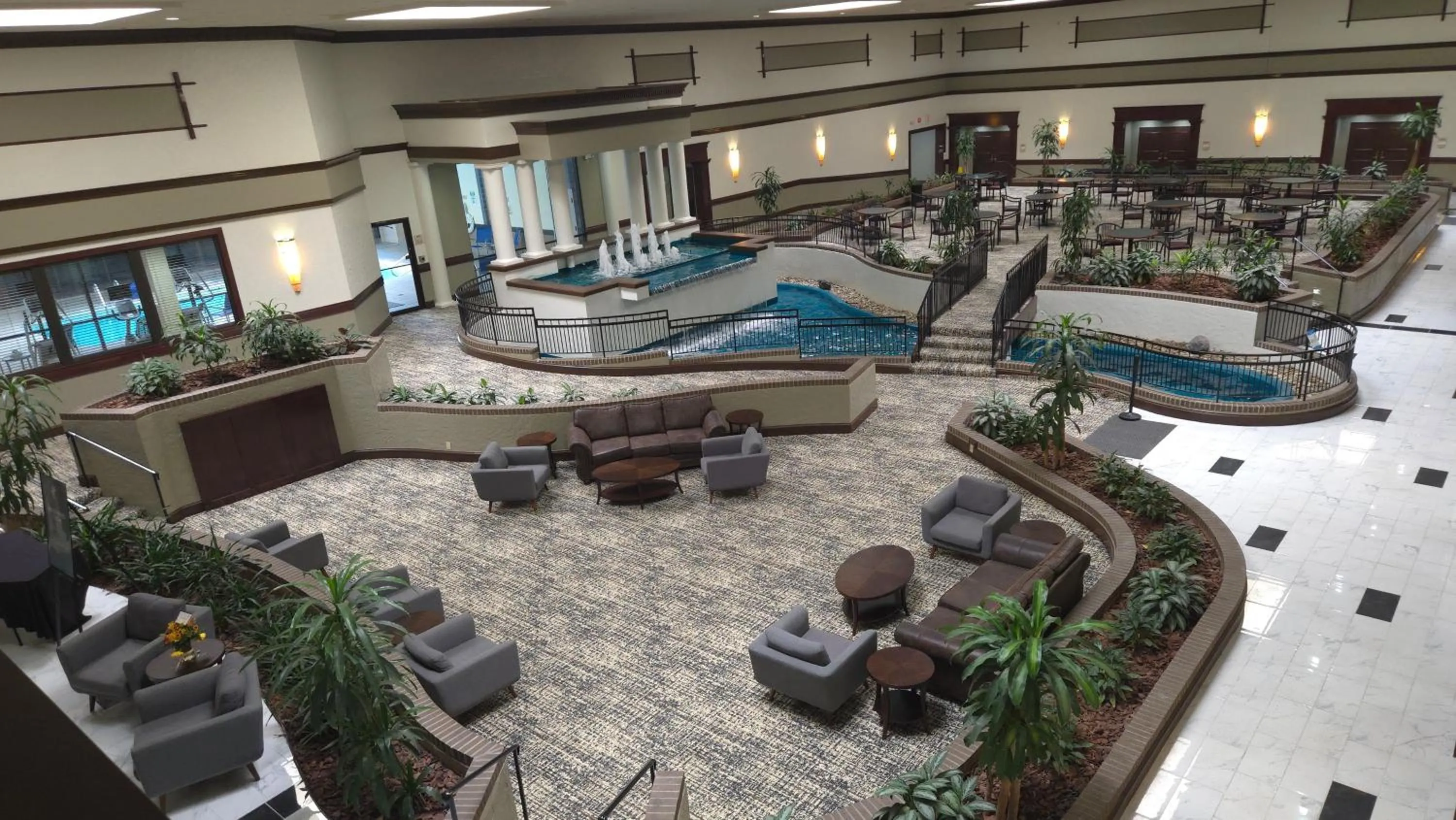 Property building in Holiday Inn Cincinnati-Eastgate by IHG