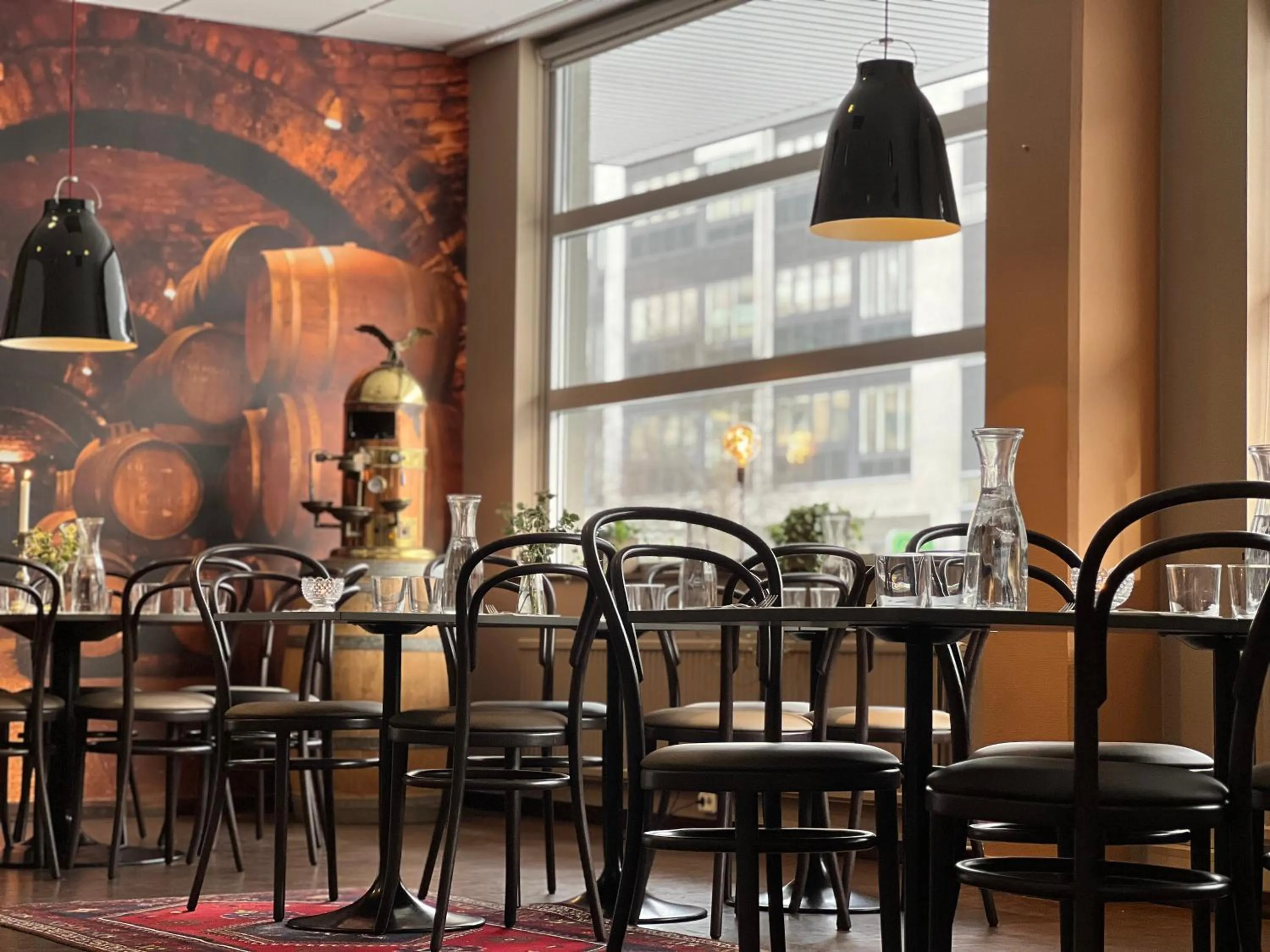 Restaurant/places to eat in Quality Hotel Royal Corner