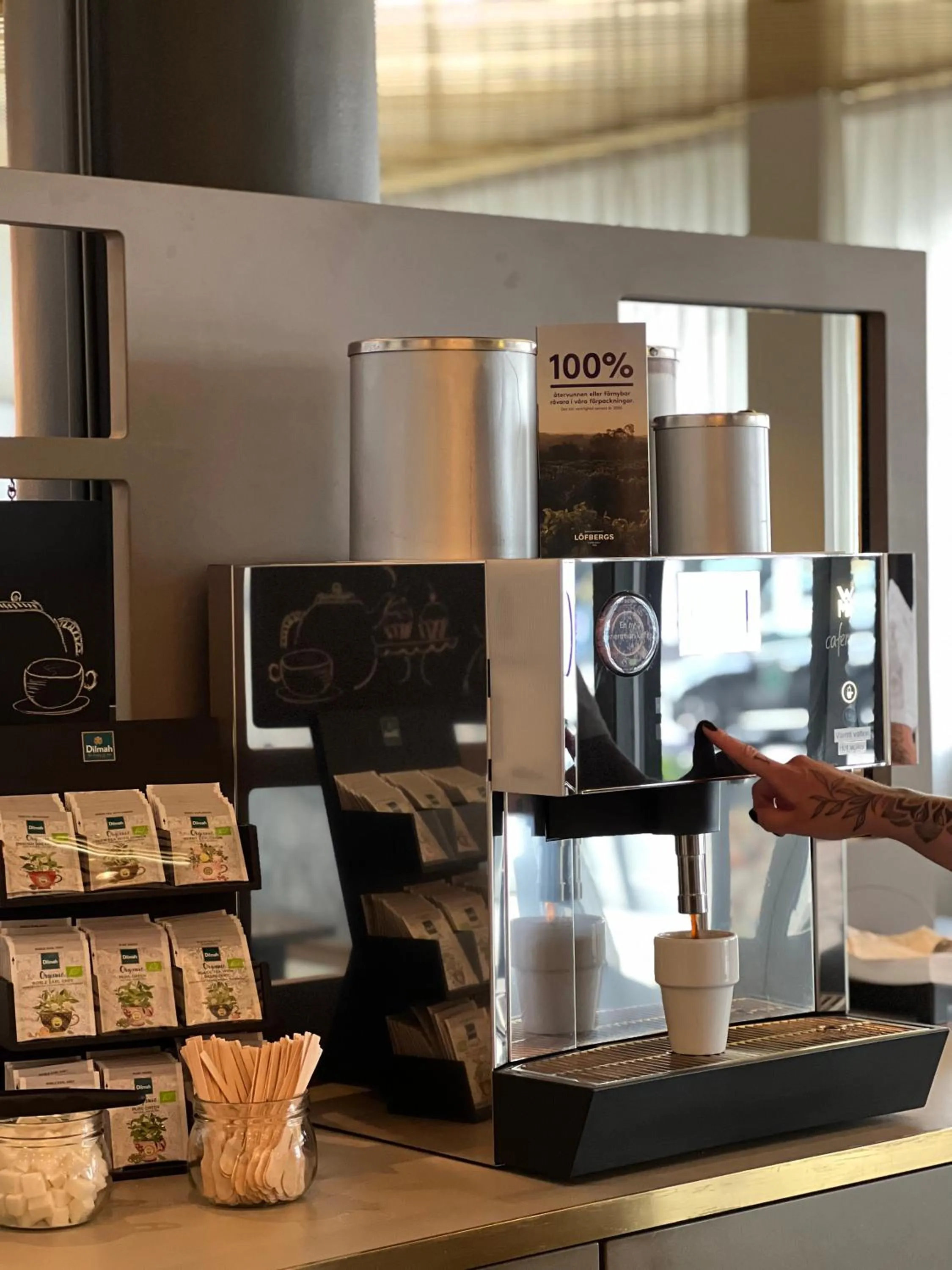 Lobby or reception in Quality Hotel Royal Corner